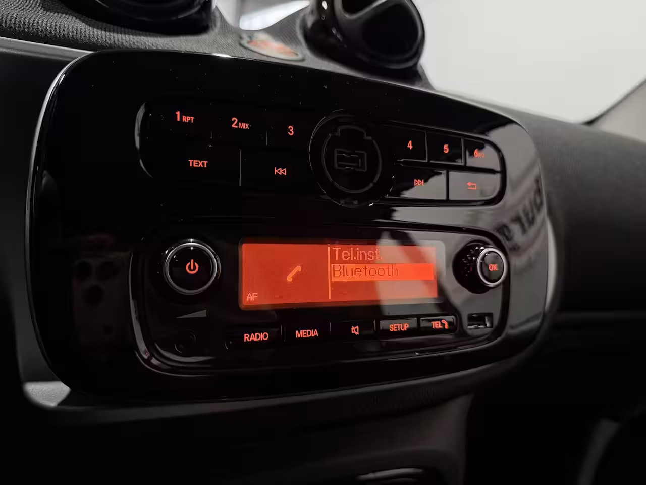 Smart Fortwo 1.0 Turbo Passion - Automaat - Airco / Bluetooth