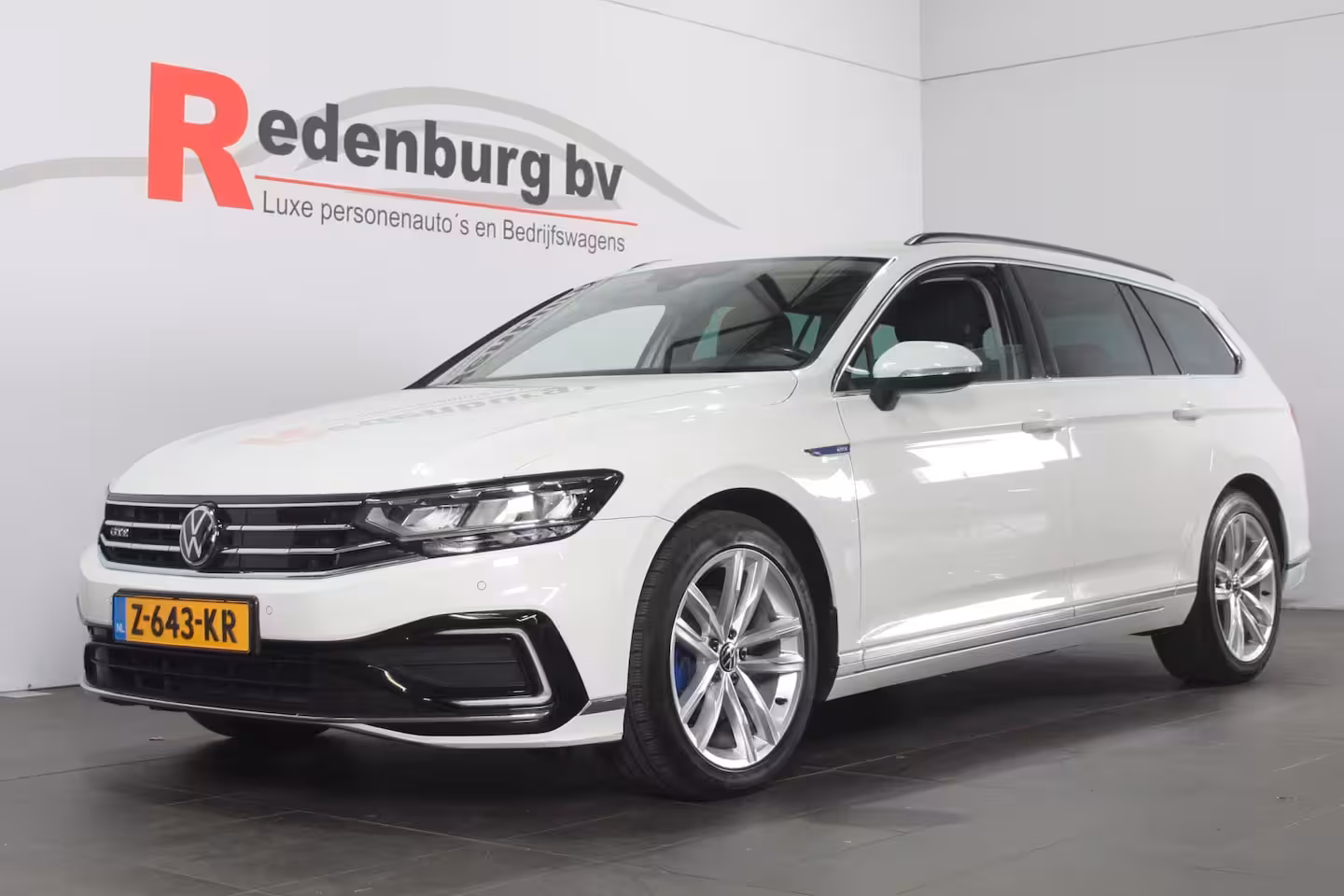 Volkswagen Passat Variant 1.4 TSI PHEV GTE Business - Carplay / Camera / Stoelverw