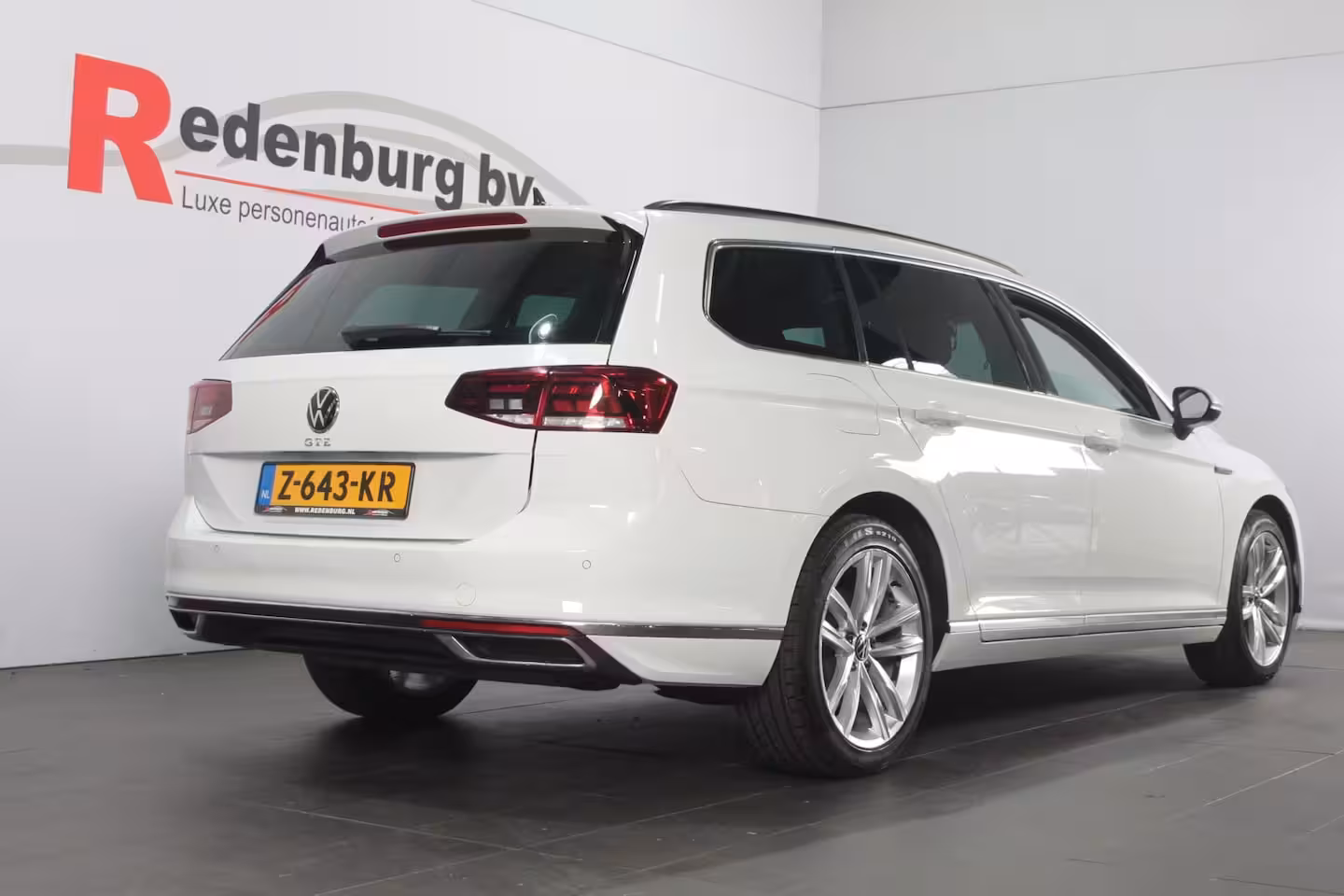 Volkswagen Passat Variant 1.4 TSI PHEV GTE Business - Carplay / Camera / Stoelverw