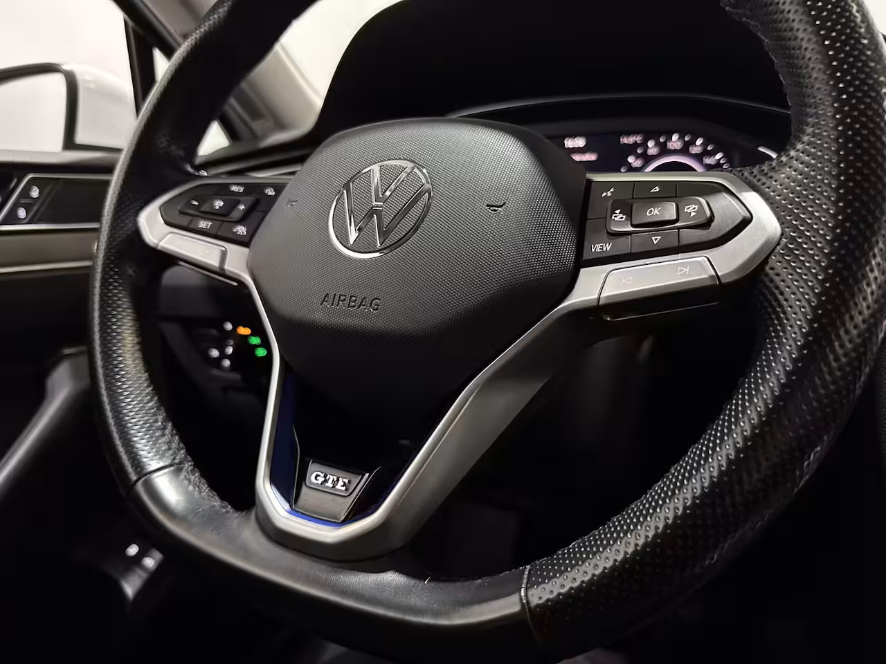 Volkswagen Passat Variant 1.4 TSI PHEV GTE Business - Carplay / Camera / Stoelverw