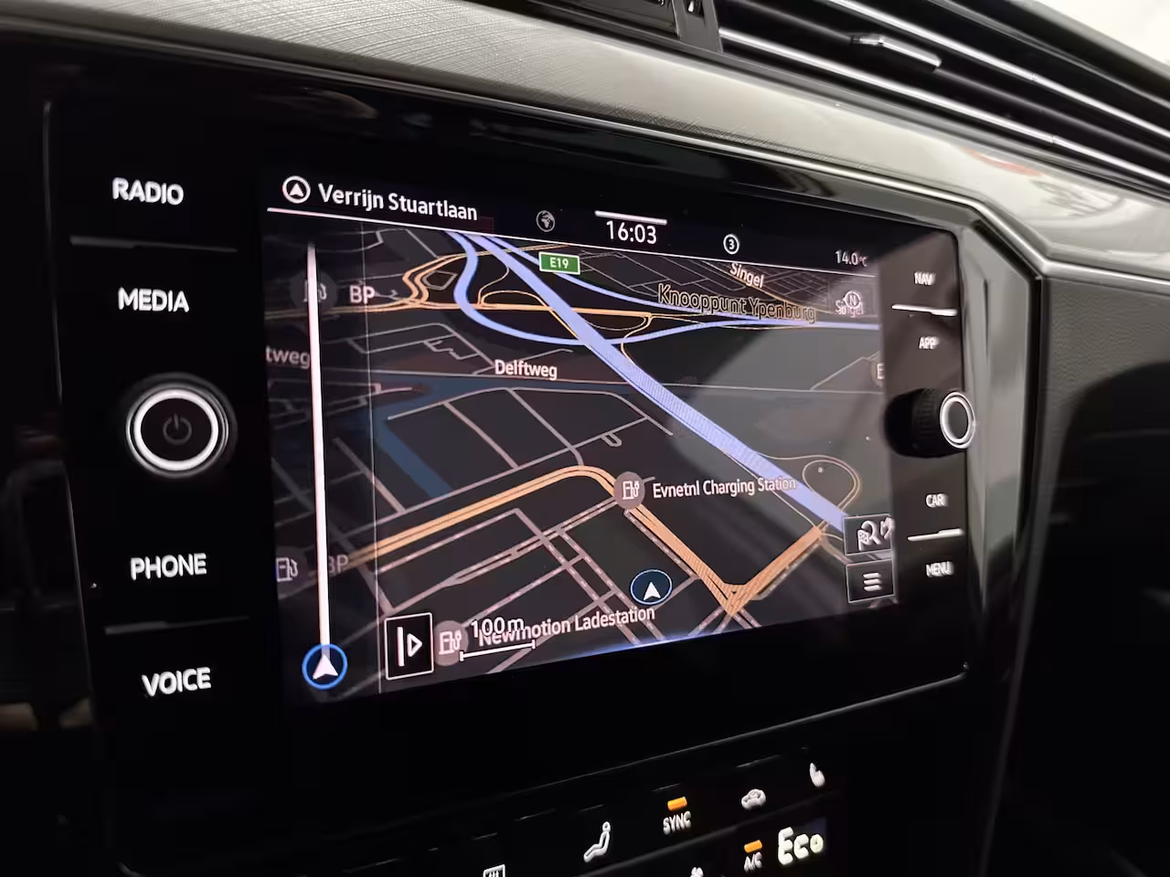 Volkswagen Passat Variant 1.4 TSI PHEV GTE Business - Carplay / Camera / Stoelverw
