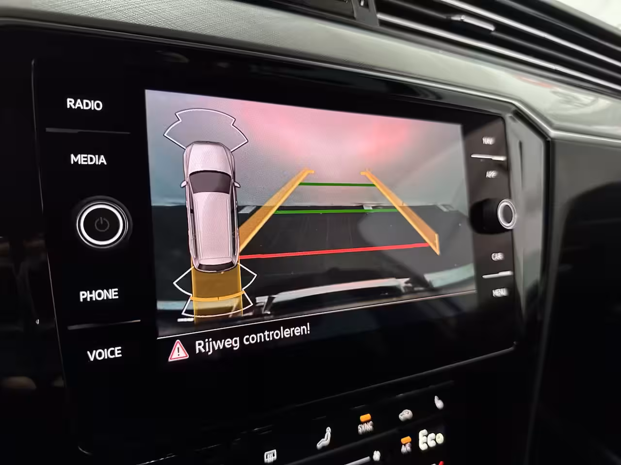 Volkswagen Passat Variant 1.4 TSI PHEV GTE Business - Carplay / Camera / Stoelverw