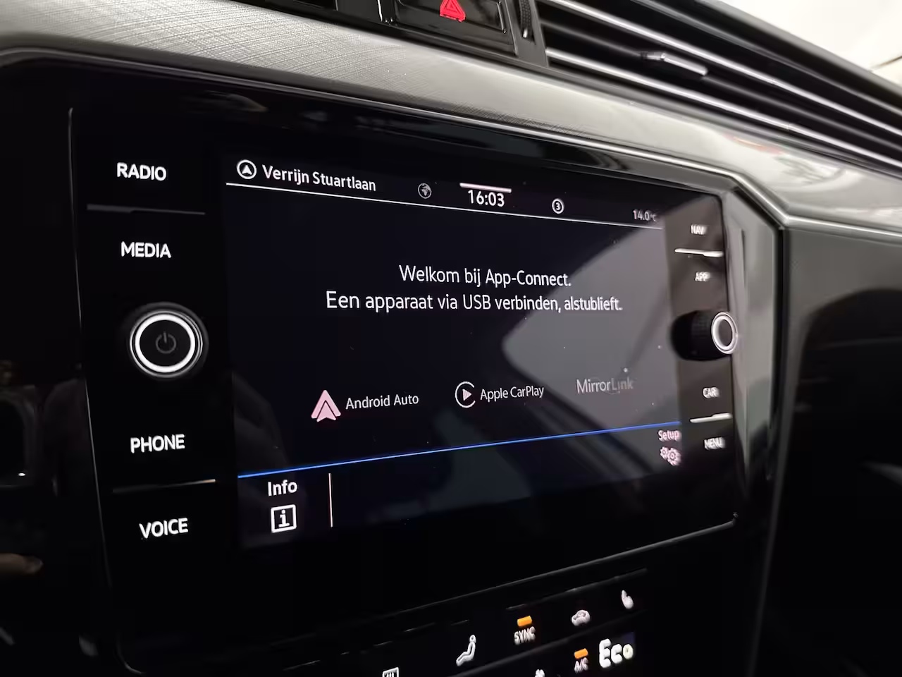 Volkswagen Passat Variant 1.4 TSI PHEV GTE Business - Carplay / Camera / Stoelverw