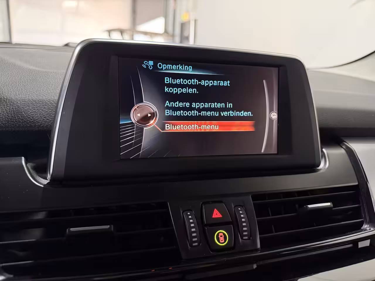 BMW 2-serie Active Tourer 218i Essential - Navi / Bluetooth / Parksens. achter