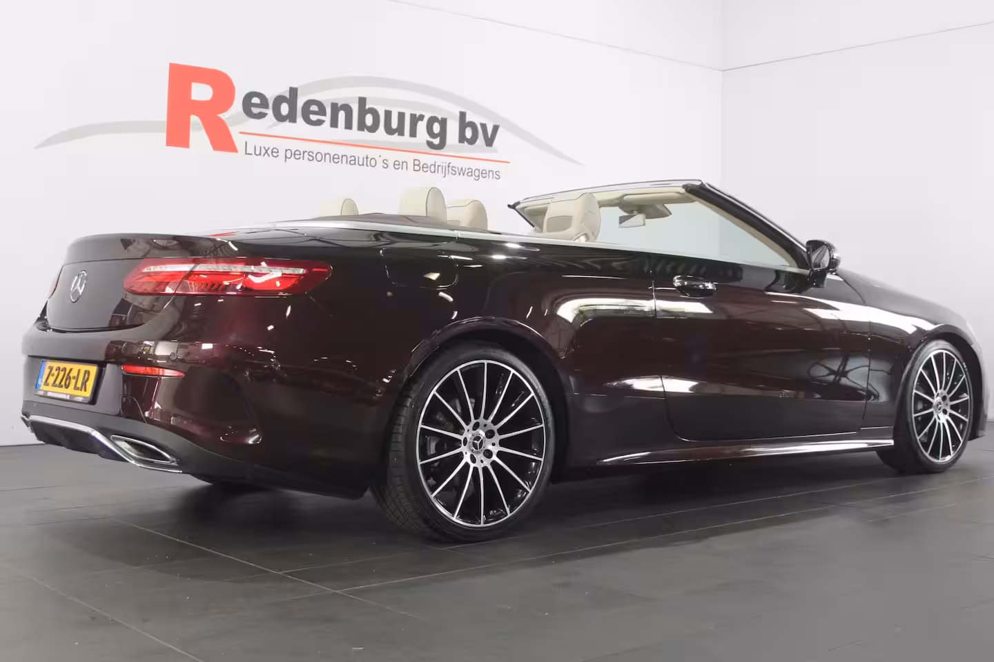 Mercedes-Benz E-klasse Cabrio 300 Premium Plus - AMG line - Burmester - Designo
