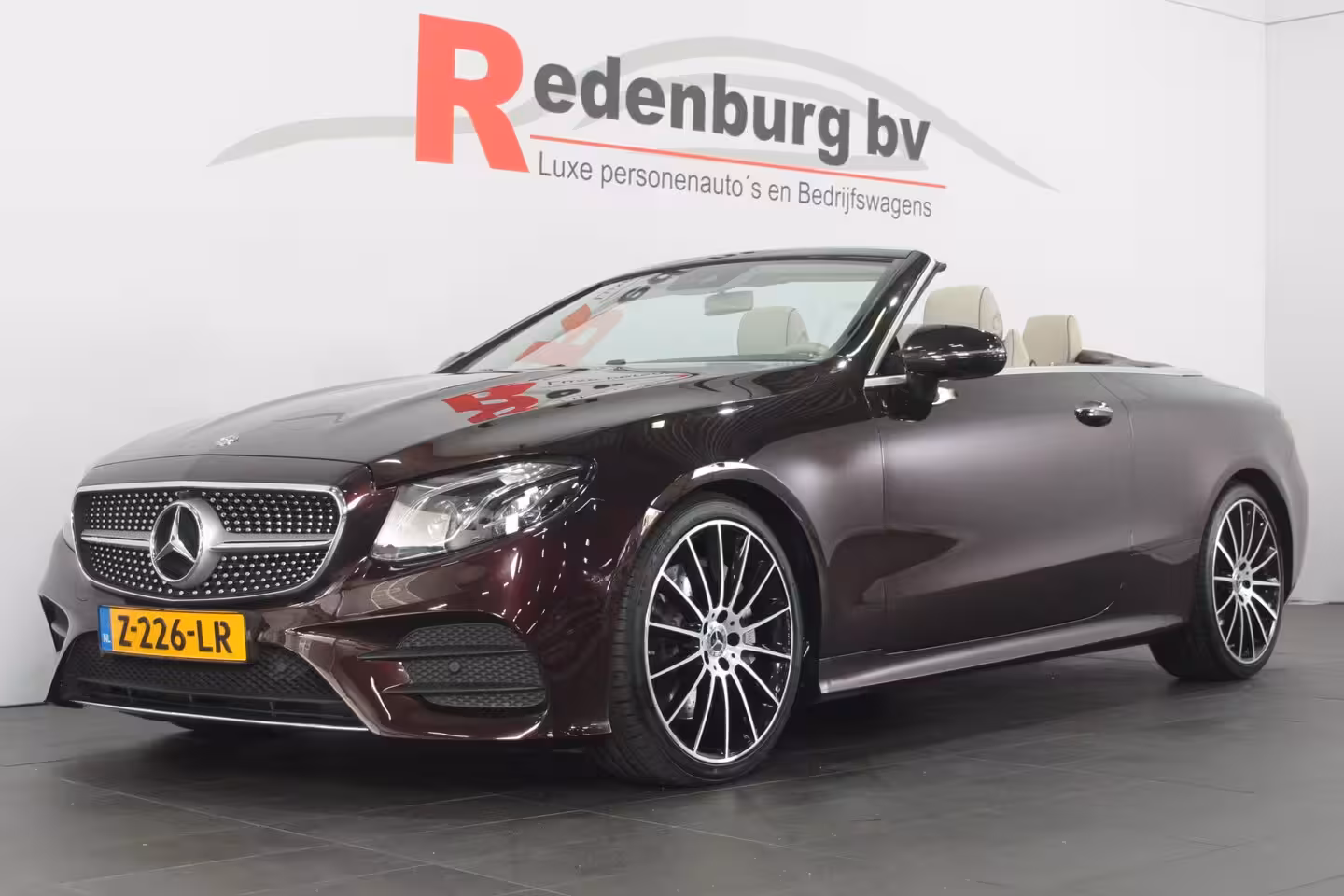 Mercedes-Benz E-klasse Cabrio 300 Premium Plus - AMG line - Burmester - Designo