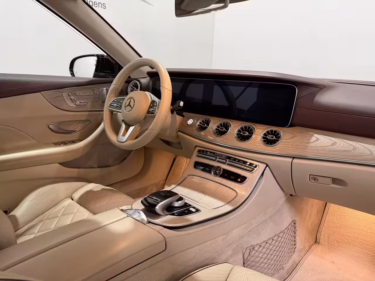 Mercedes-Benz E-klasse Cabrio 300 Premium Plus - AMG line - Burmester - Designo