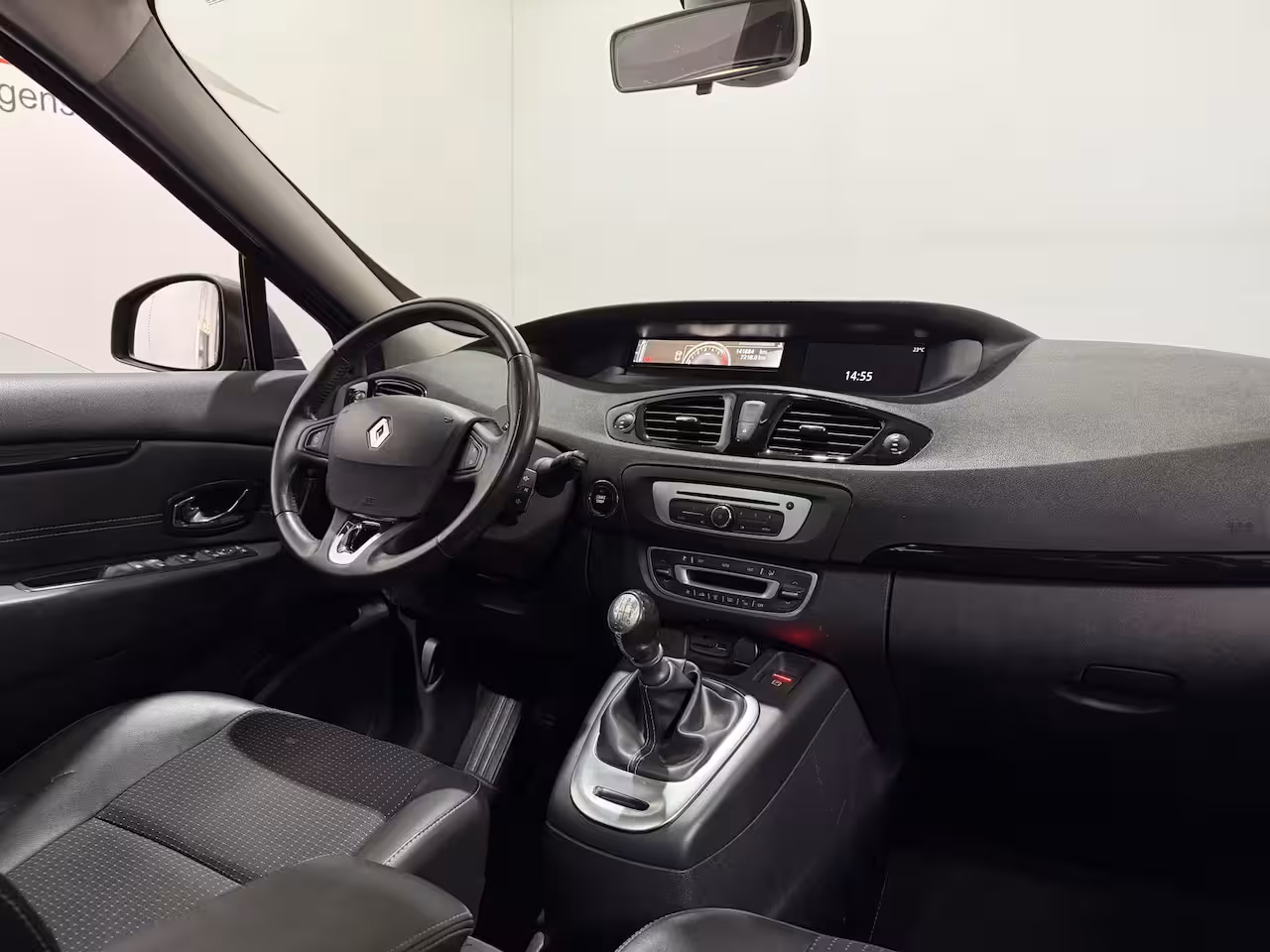 Renault Grand Scénic 1.2 TCe Bose - Navi / Pdc / Bluetooth