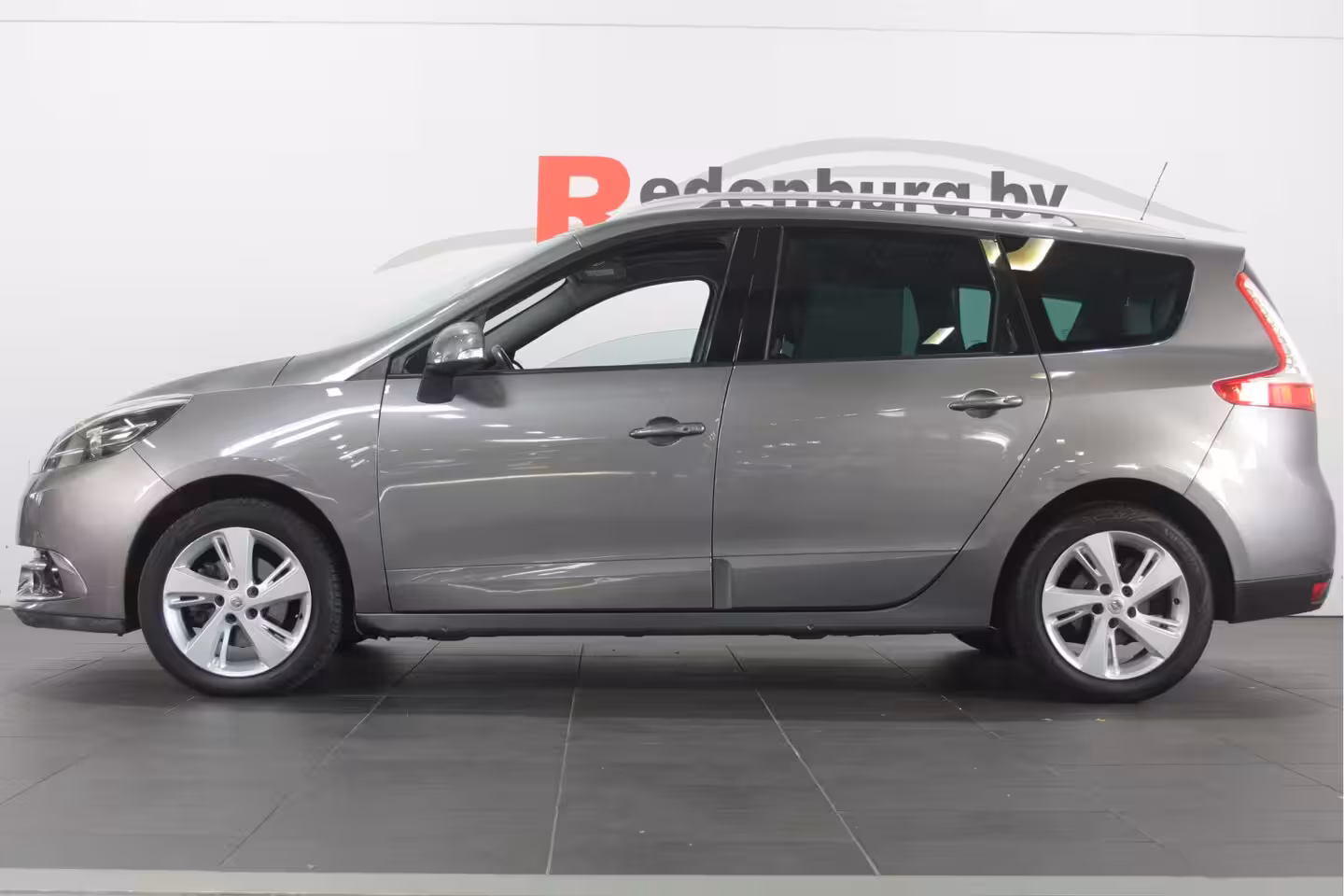 Renault Grand Scénic 1.2 TCe Bose - Navi / Pdc / Bluetooth