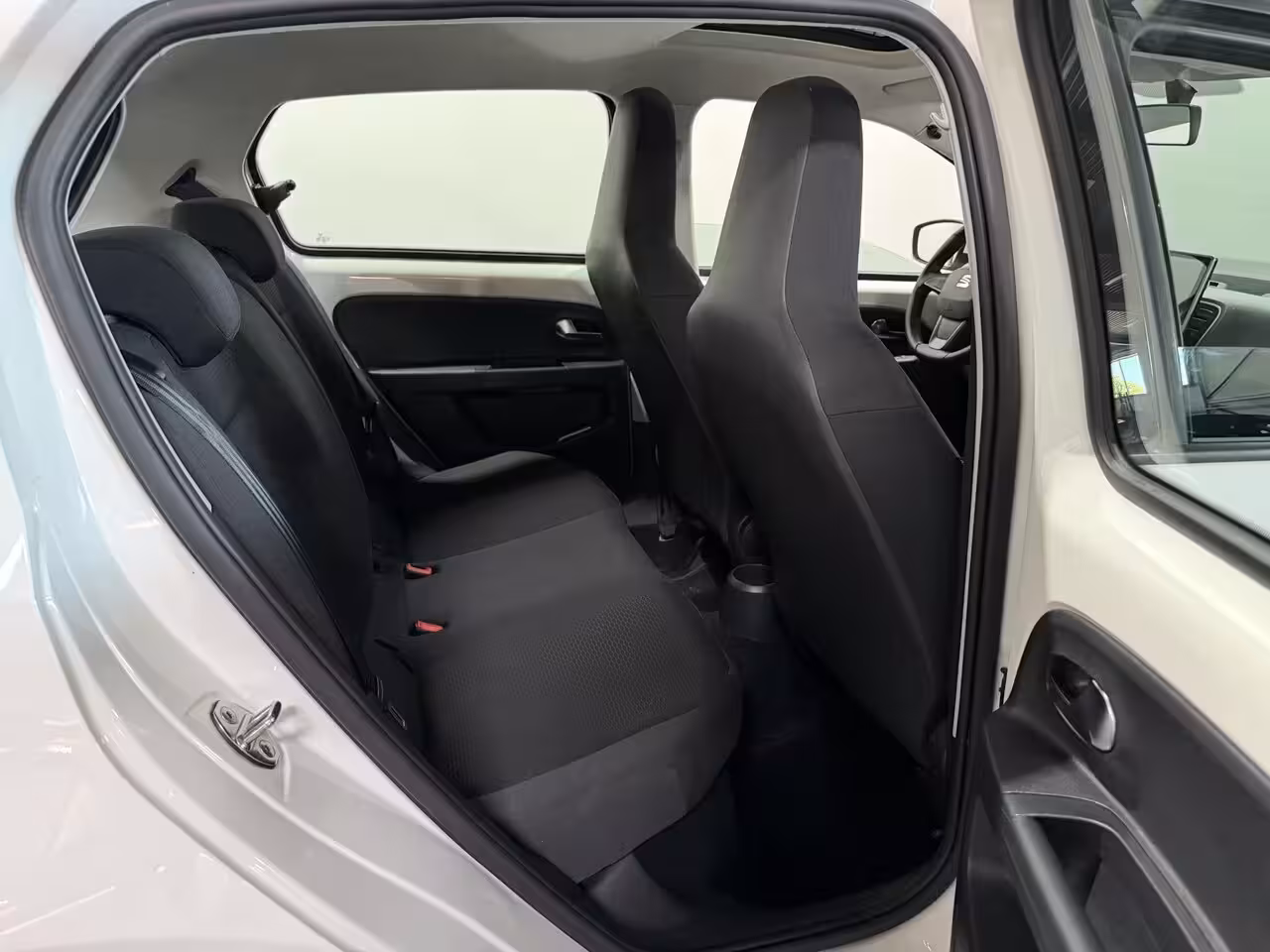 Seat Mii 1.0 Style Chic - 55kw / 75pk - Pano / Camera