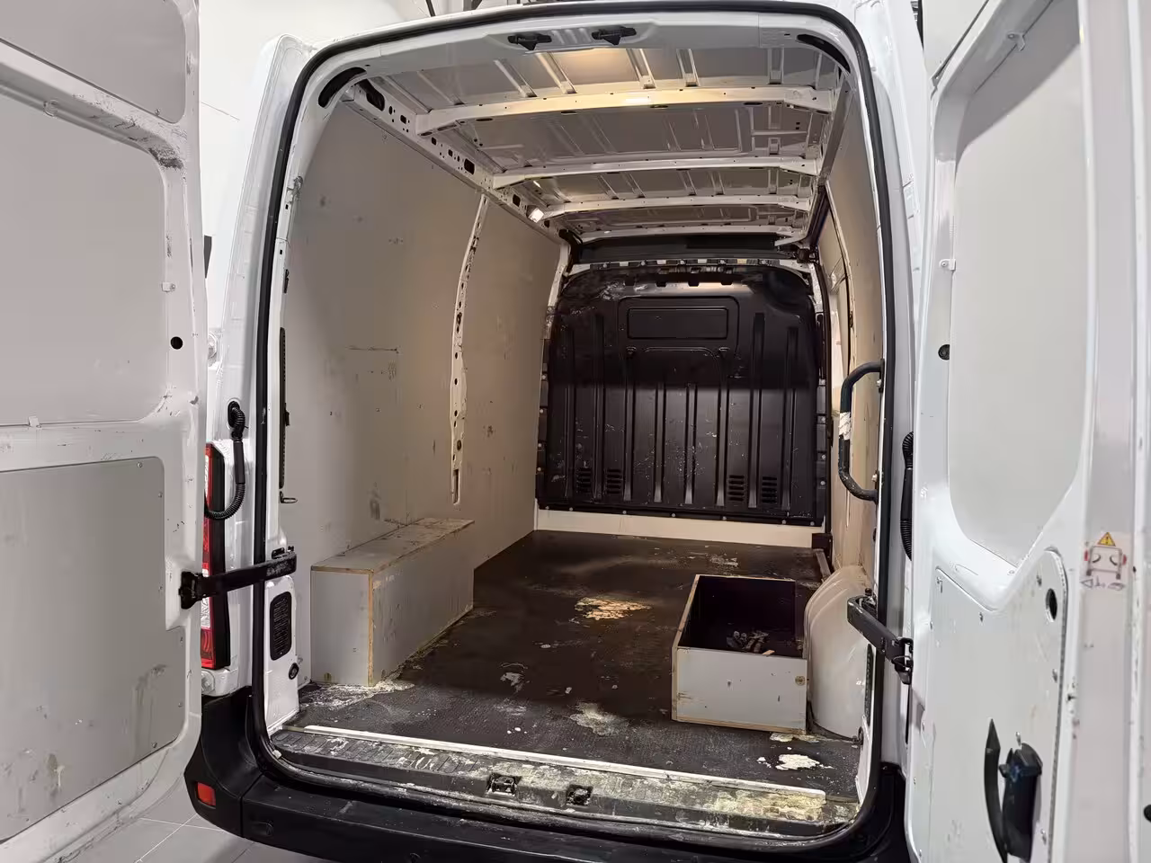 Renault Master T33 2.3 dCi 150 L2H2 Energy Comfort - Navi / Camera / Trekhaak