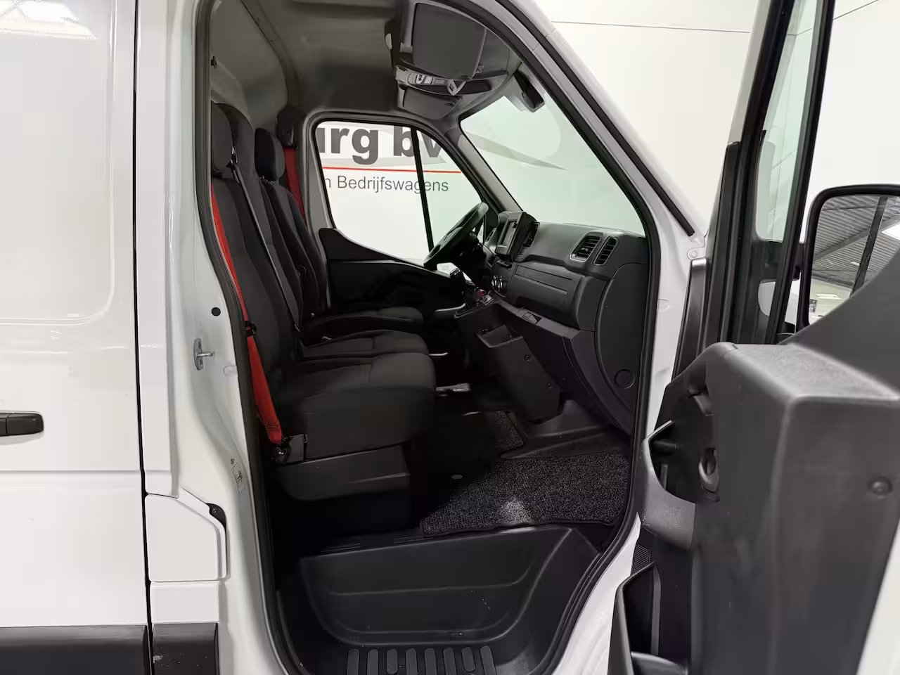 Renault Master T33 2.3 dCi 150 L2H2 Energy Comfort - Navi / Camera / Trekhaak