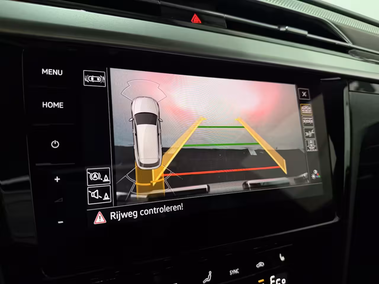 Volkswagen Arteon Shooting Brake 1.4 TSI eHybrid R-Line Business+ - Pano / Carplay / ErgoComfort