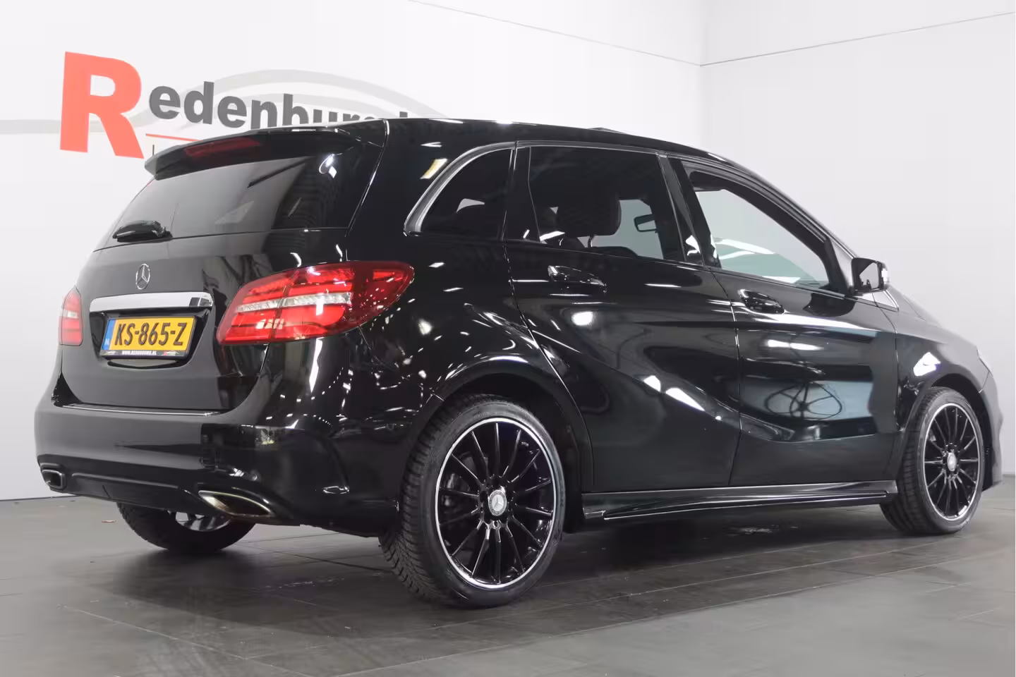 Mercedes-Benz B-klasse 180 Ambition - Automaat - Navi / BT / Parksens