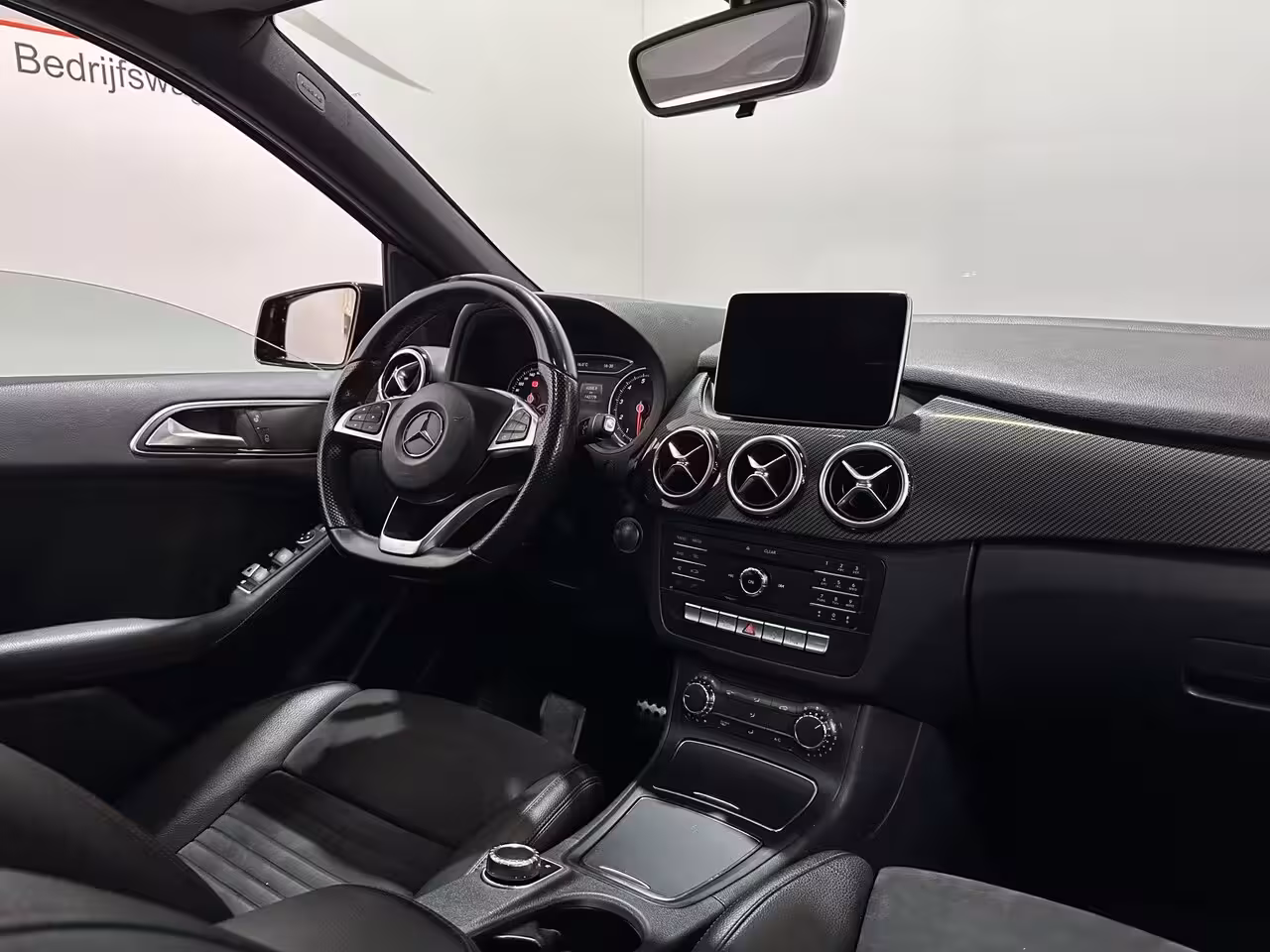 Mercedes-Benz B-klasse 180 Ambition - Automaat - Navi / BT / Parksens