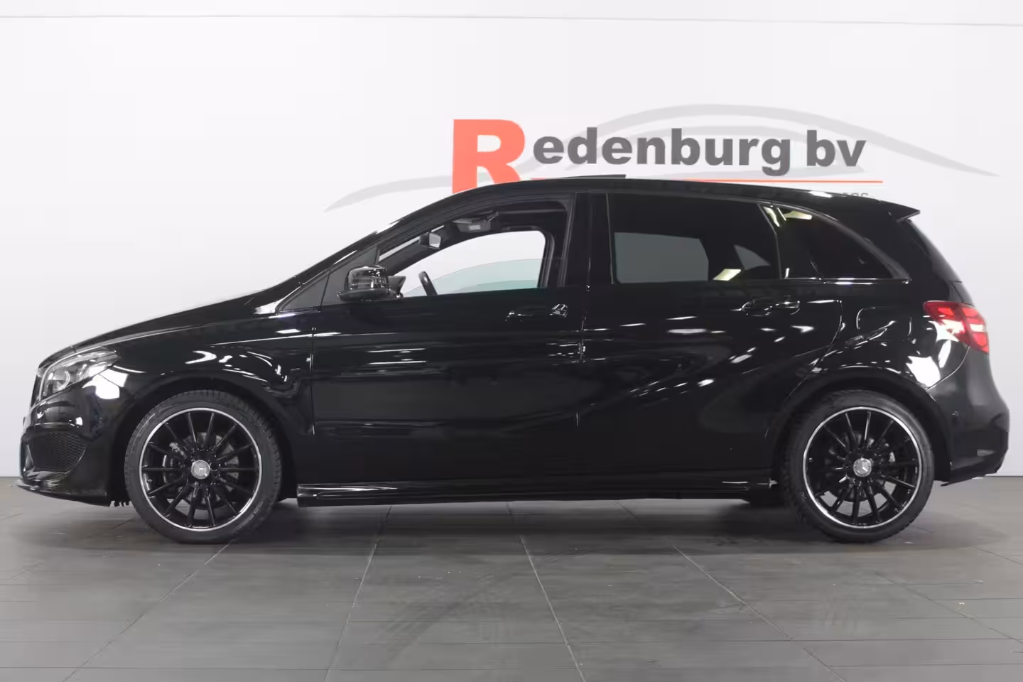 Mercedes-Benz B-klasse 180 Ambition - Automaat - Navi / BT / Parksens