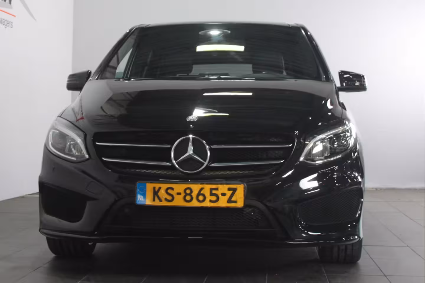 Mercedes-Benz B-klasse 180 Ambition - Automaat - Navi / BT / Parksens