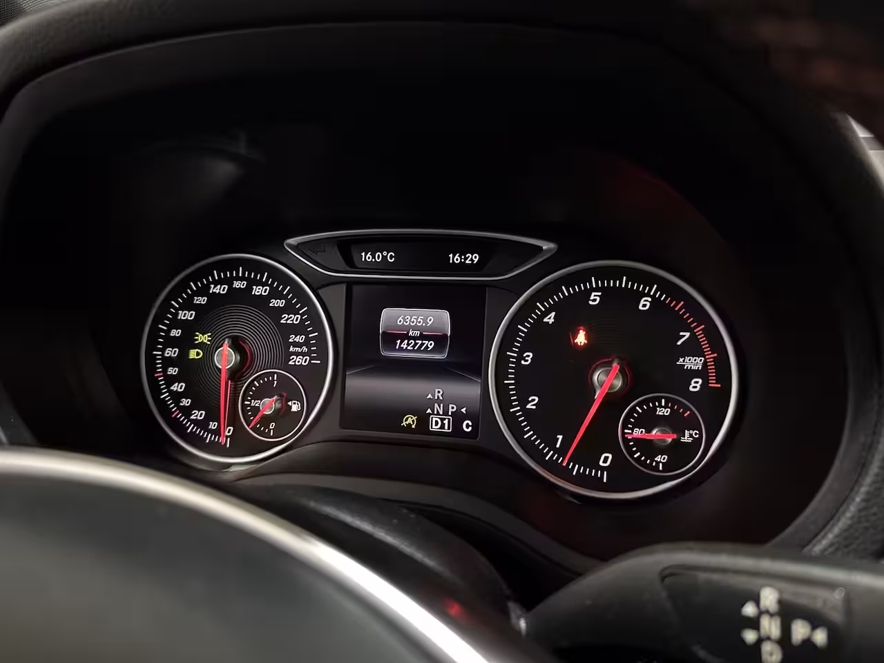 Mercedes-Benz B-klasse 180 Ambition - Automaat - Navi / BT / Parksens