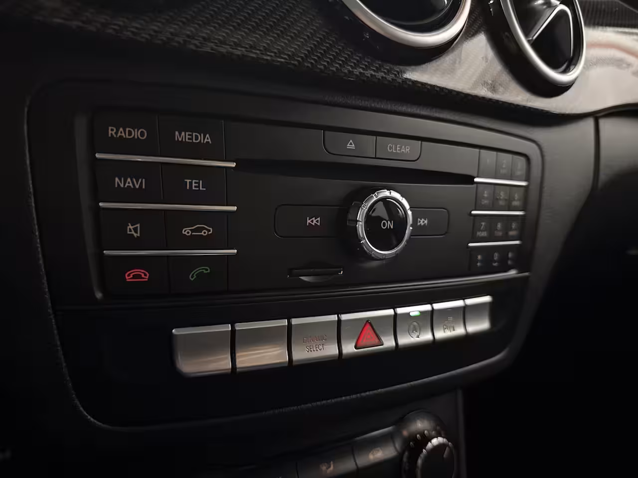 Mercedes-Benz B-klasse 180 Ambition - Automaat - Navi / BT / Parksens