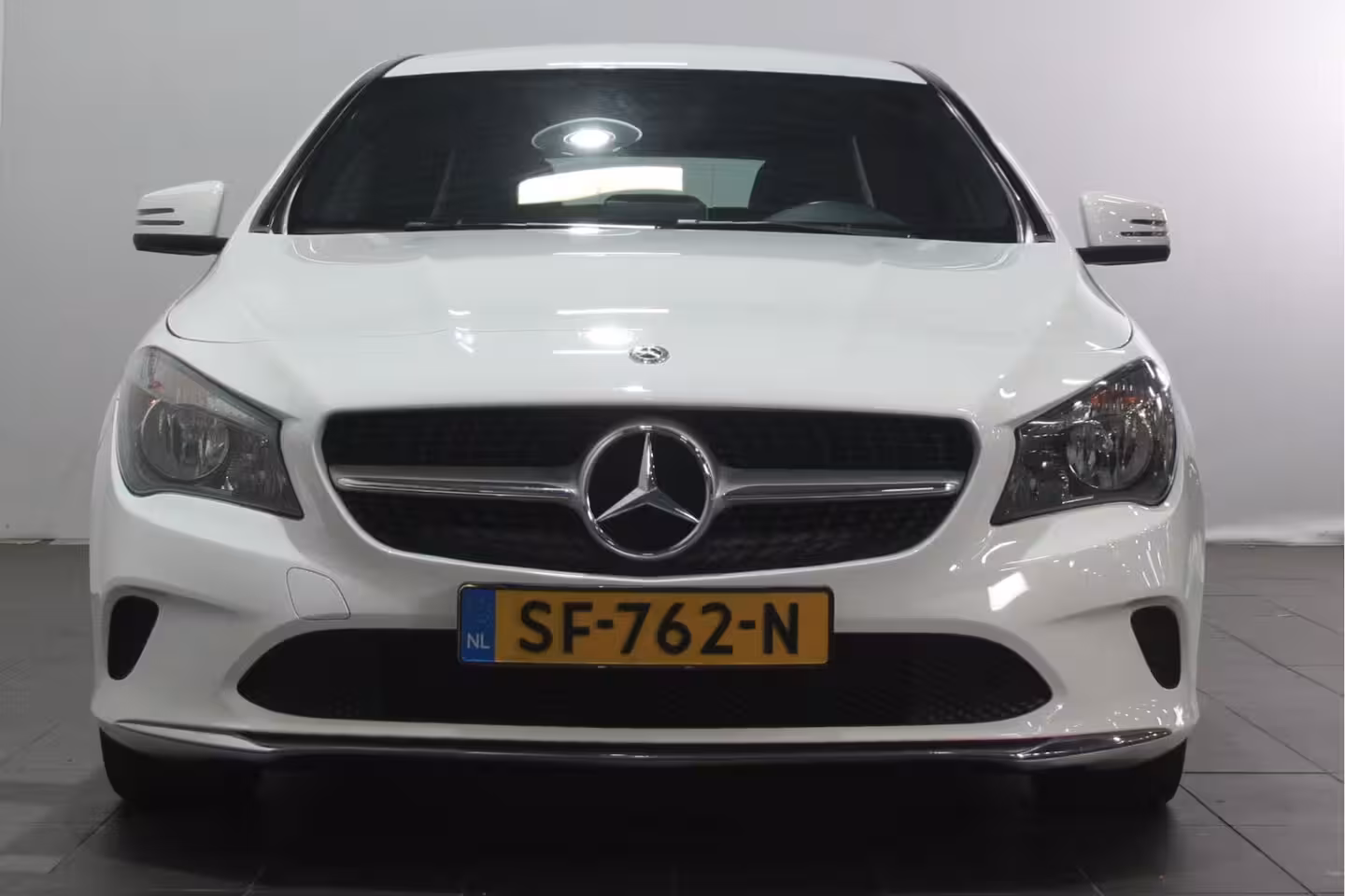 Mercedes-Benz CLA-klasse Shooting Brake 180 Business Solution - Camera / Navi / Bluetooth