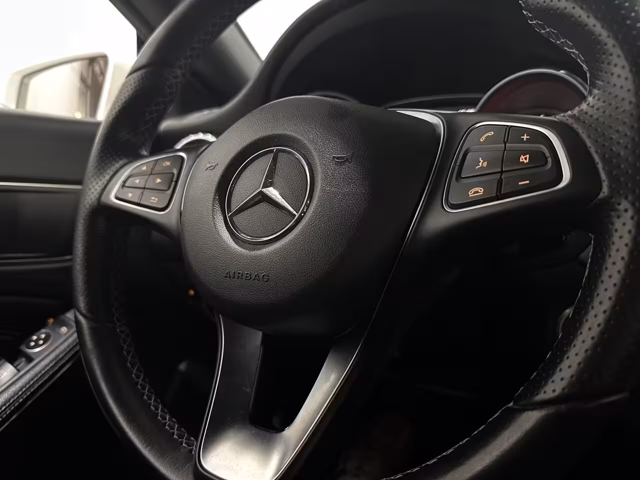 Mercedes-Benz CLA-klasse Shooting Brake 180 Business Solution - Camera / Navi / Bluetooth