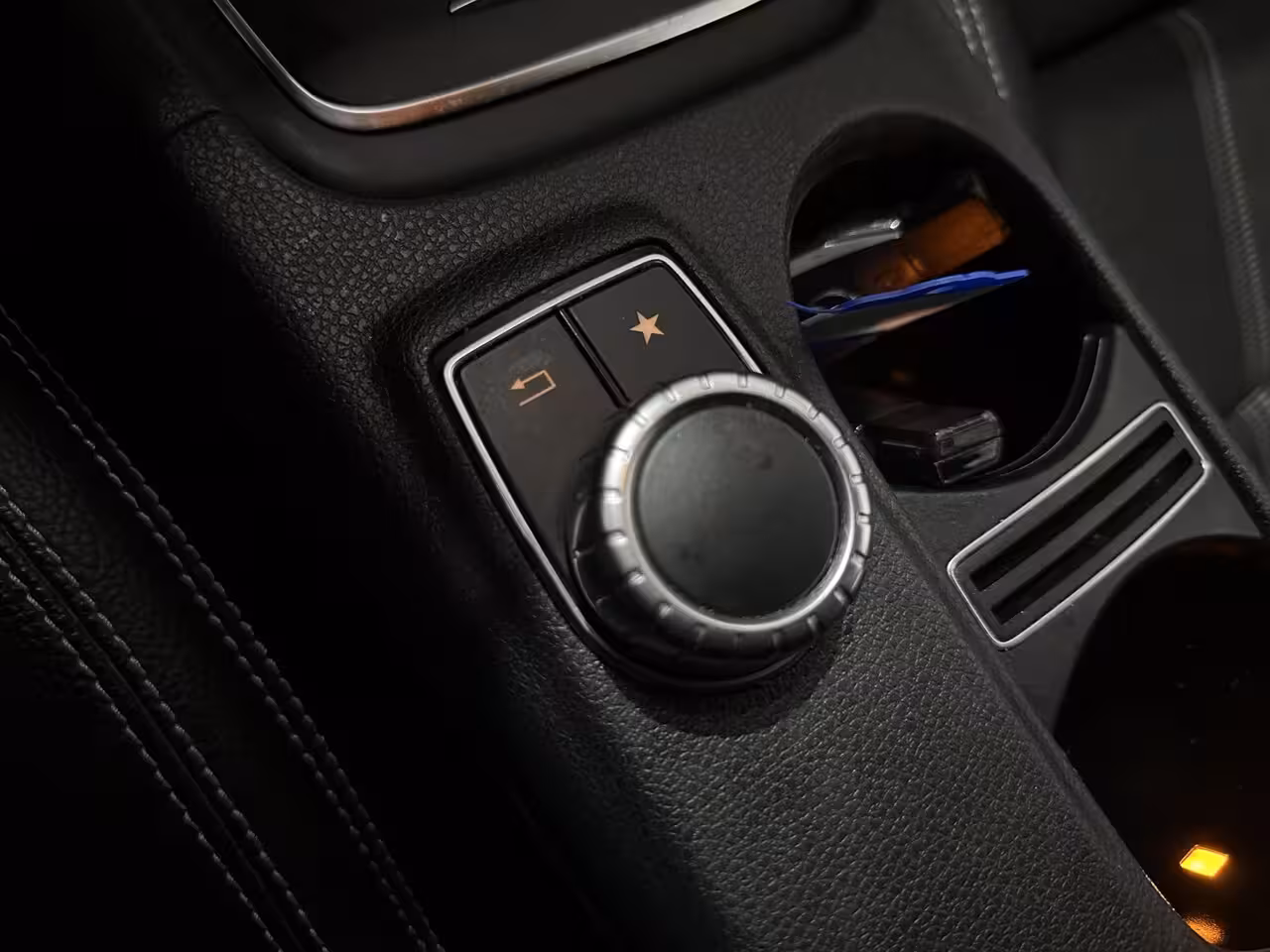 Mercedes-Benz CLA-klasse Shooting Brake 180 Business Solution - Camera / Navi / Bluetooth