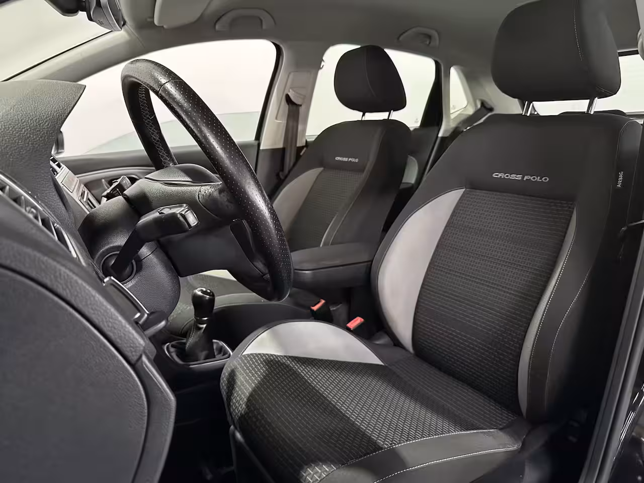 Volkswagen Polo 1.2 TSI Cross - Airco / Bluetooth / Cruise