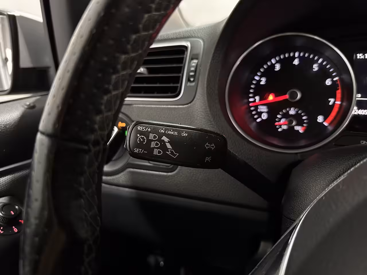 Volkswagen Polo 1.2 TSI Cross - Airco / Bluetooth / Cruise
