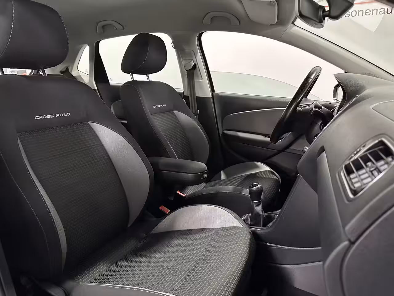 Volkswagen Polo 1.2 TSI Cross - Airco / Bluetooth / Cruise