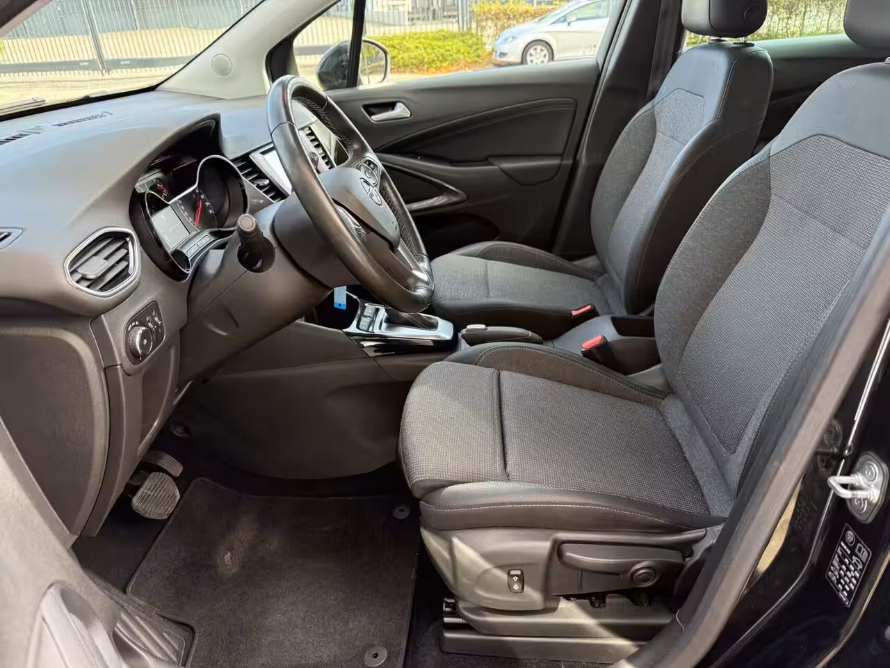 Opel Crossland 1.2 Turbo Elegance