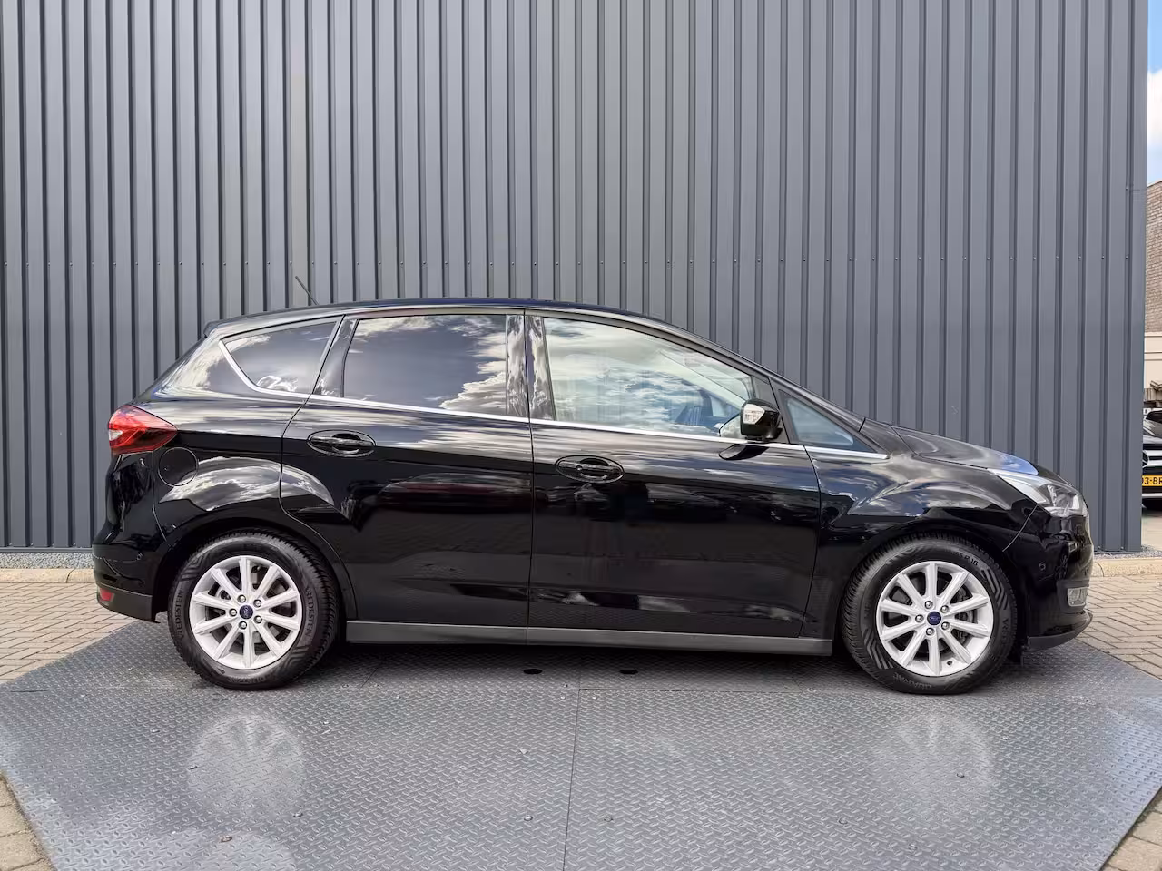 Ford C-Max 1.5 Titanium | Automaat | Nieuwe distributieriem | 12 mnd. BOVAG Garantie | Rijklaar