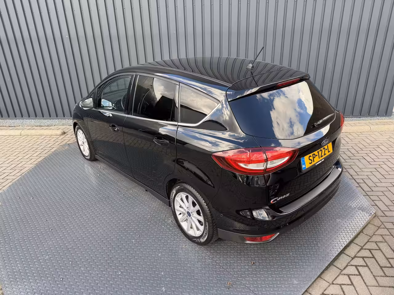 Ford C-Max 1.5 Titanium | Automaat | Nieuwe distributieriem | 12 mnd. BOVAG Garantie | Rijklaar