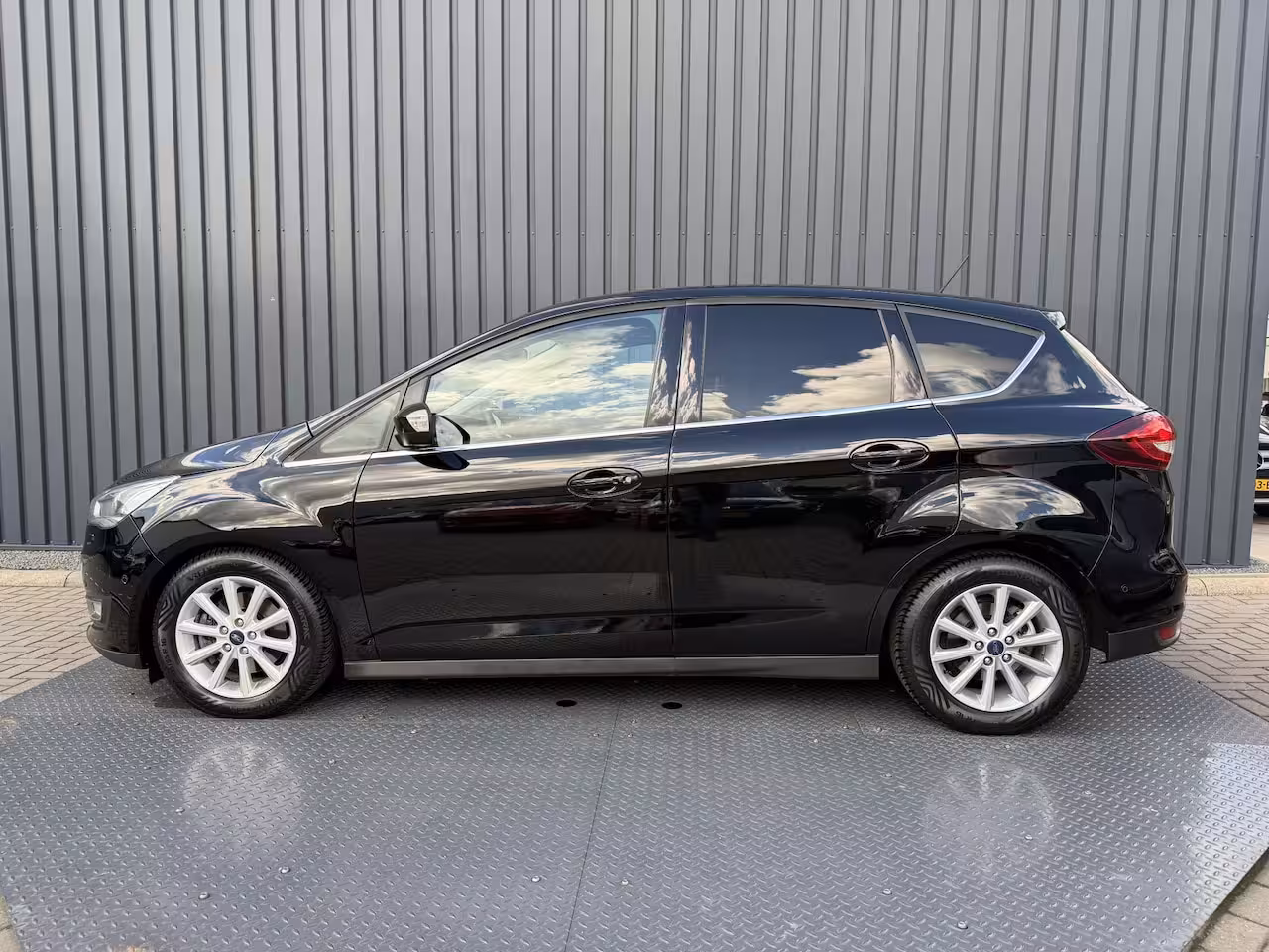 Ford C-Max 1.5 Titanium | Automaat | Nieuwe distributieriem | 12 mnd. BOVAG Garantie | Rijklaar