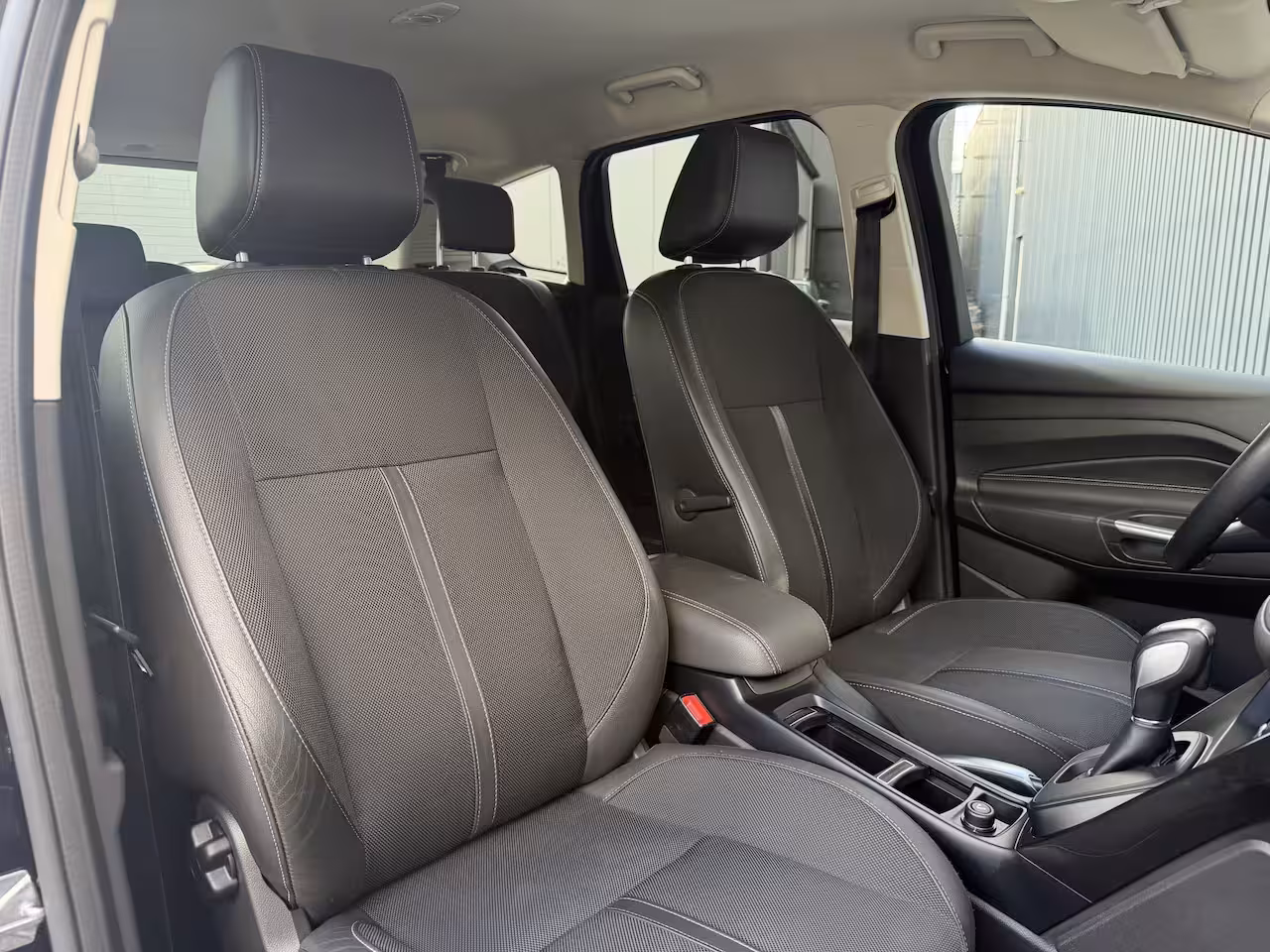 Ford C-Max 1.5 Titanium | Automaat | Nieuwe distributieriem | 12 mnd. BOVAG Garantie | Rijklaar