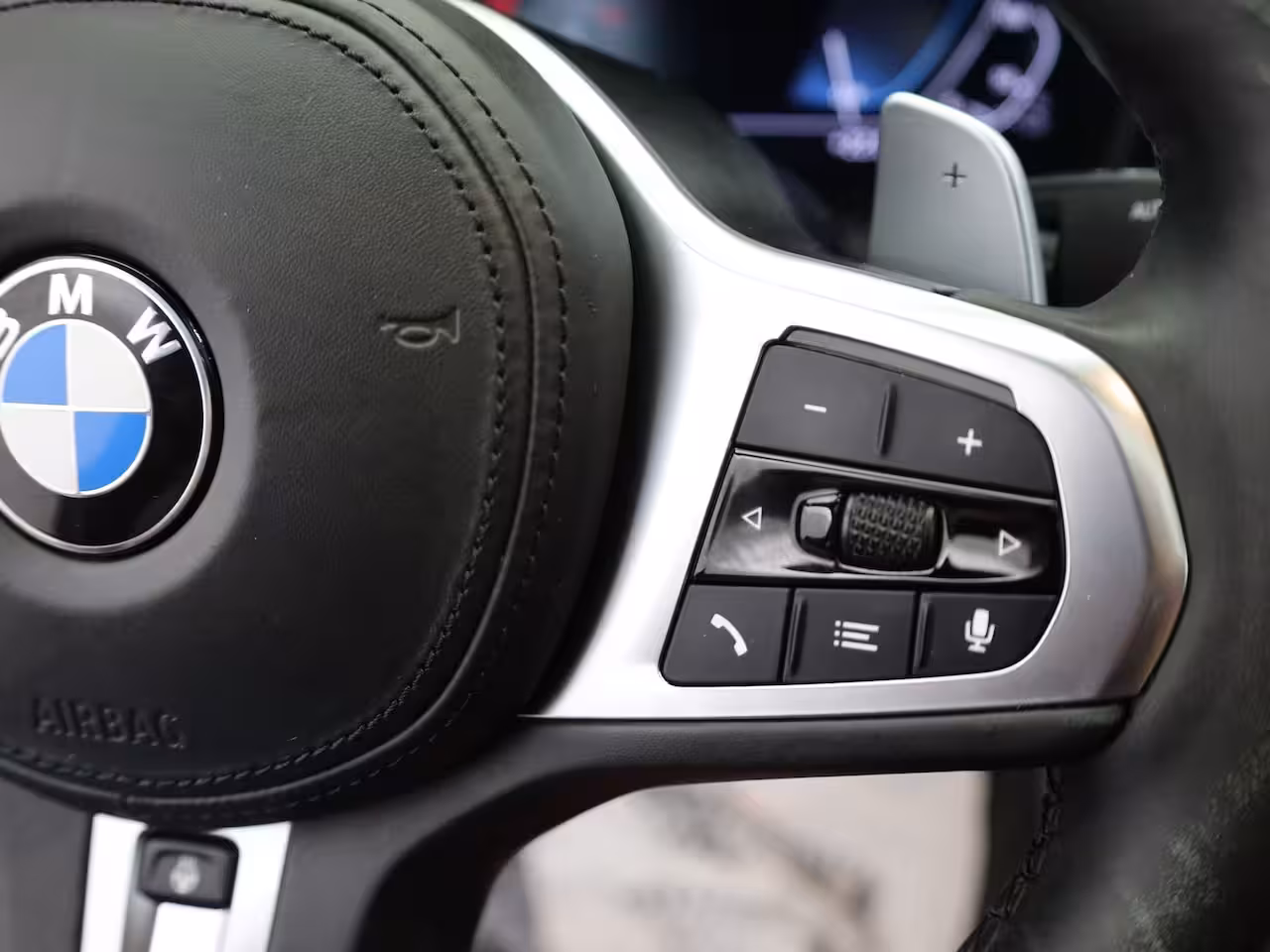BMW 3-serie 330e High Executive | Schuif/Kanteldak | Head up | Laser Led | Memory | Harman Kardon | Tr