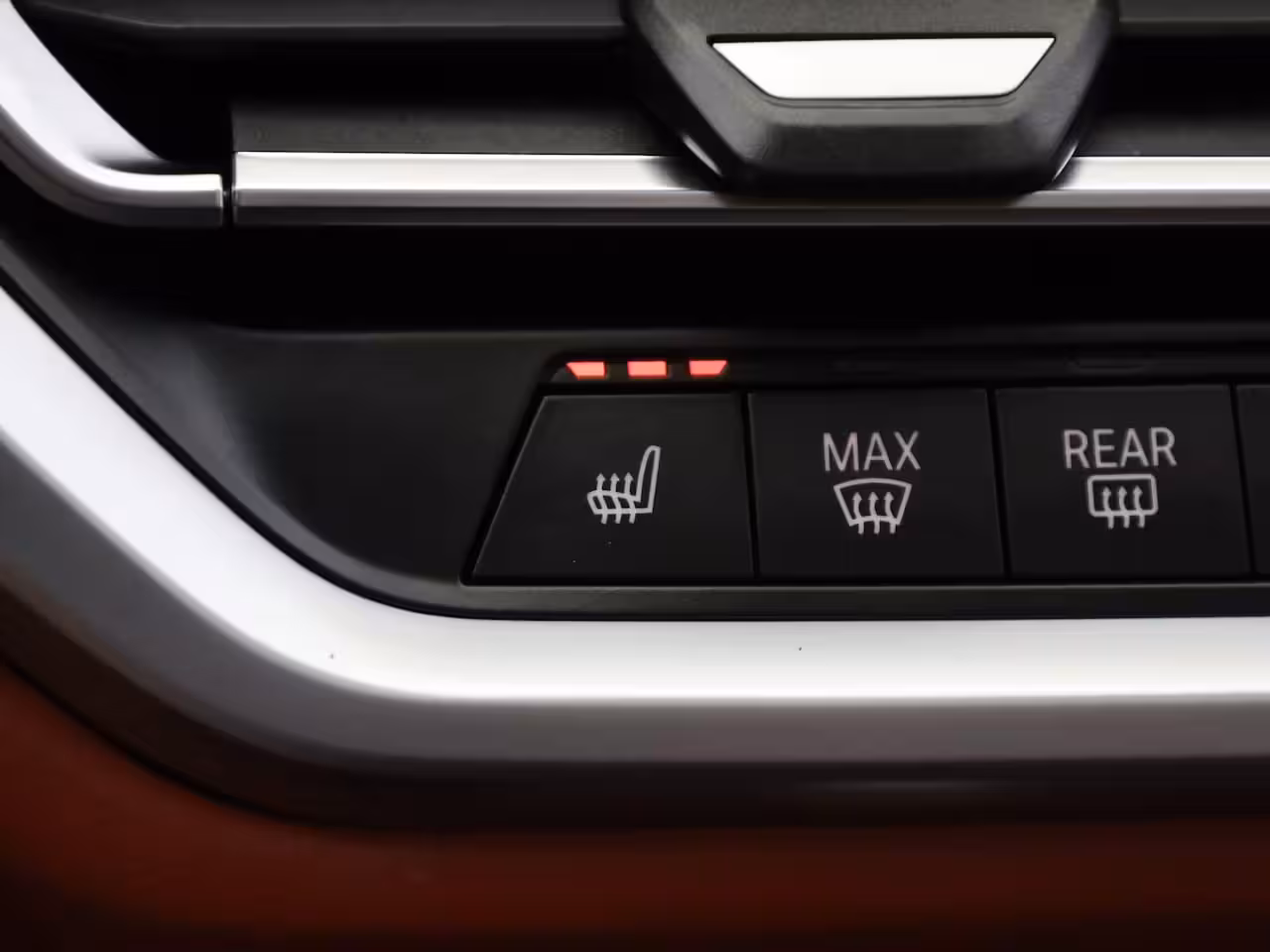 BMW 3-serie 330e High Executive | Schuif/Kanteldak | Head up | Laser Led | Memory | Harman Kardon | Tr