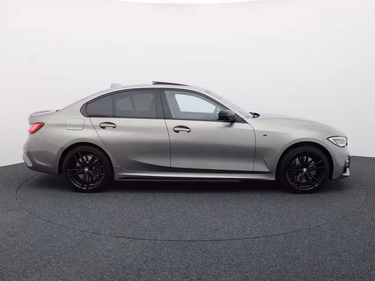 BMW 3-serie 330e High Executive | Schuif/Kanteldak | Head up | Laser Led | Memory | Harman Kardon | Tr