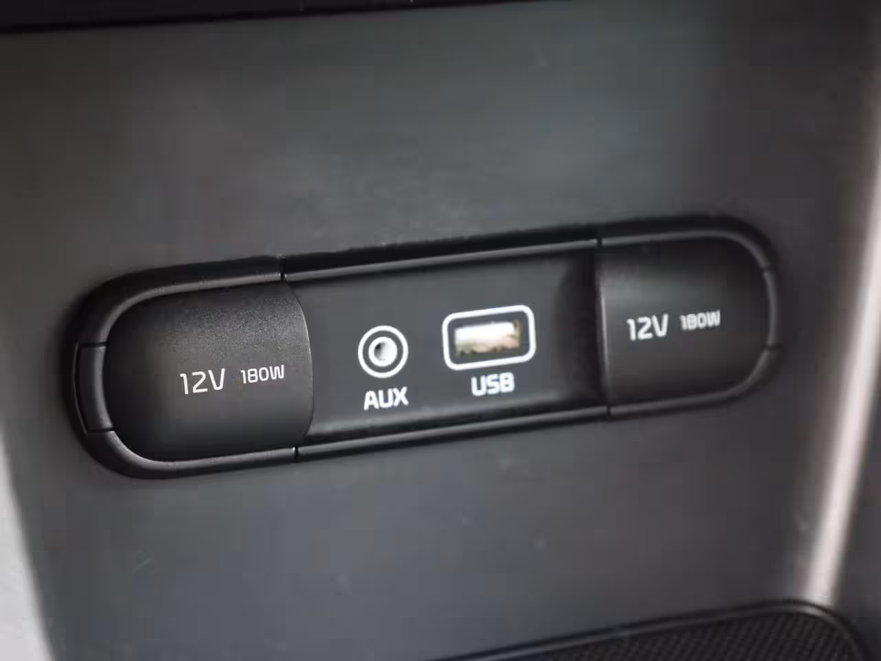 Kia Sportage 1.6 GDI DynamicLine | Apple Carplay/ Android Auto | Camera | Prijs Rijklaar