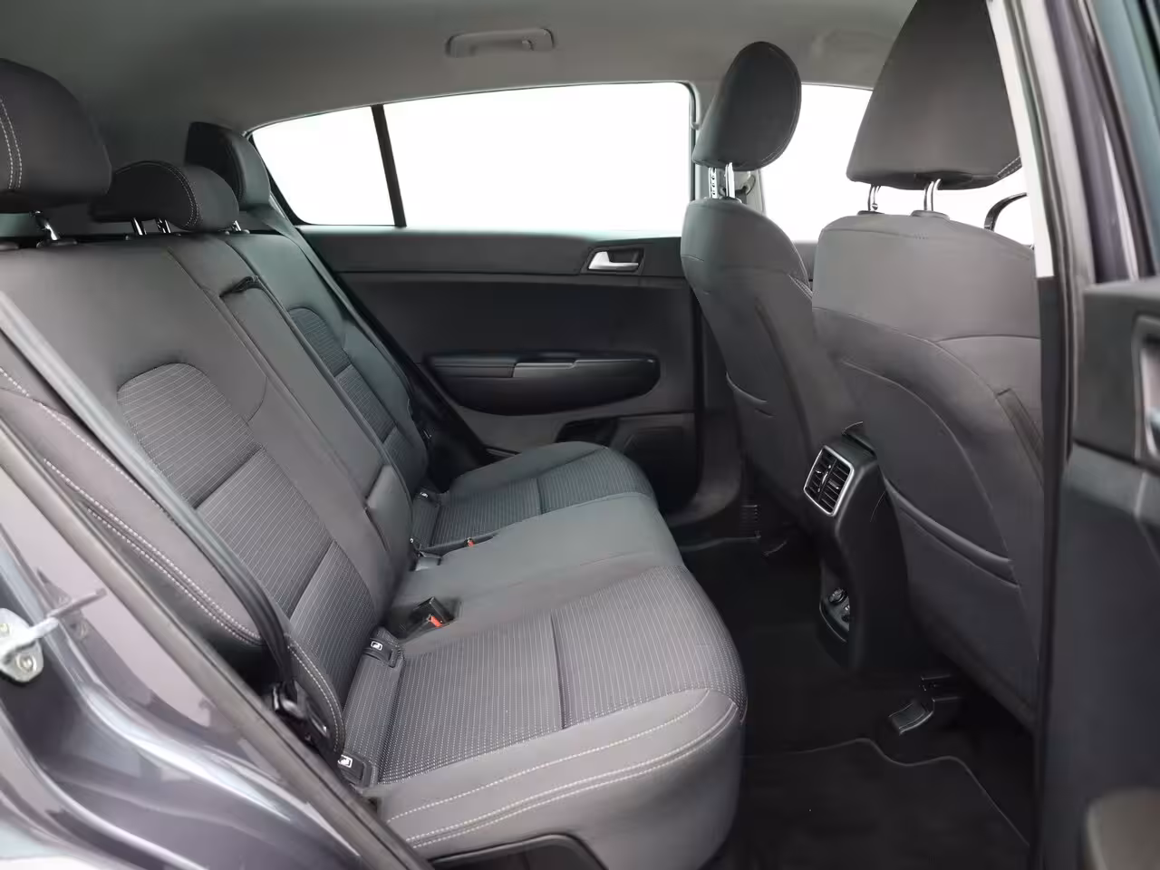 Kia Sportage 1.6 GDI DynamicLine | Apple Carplay/ Android Auto | Camera | Prijs Rijklaar