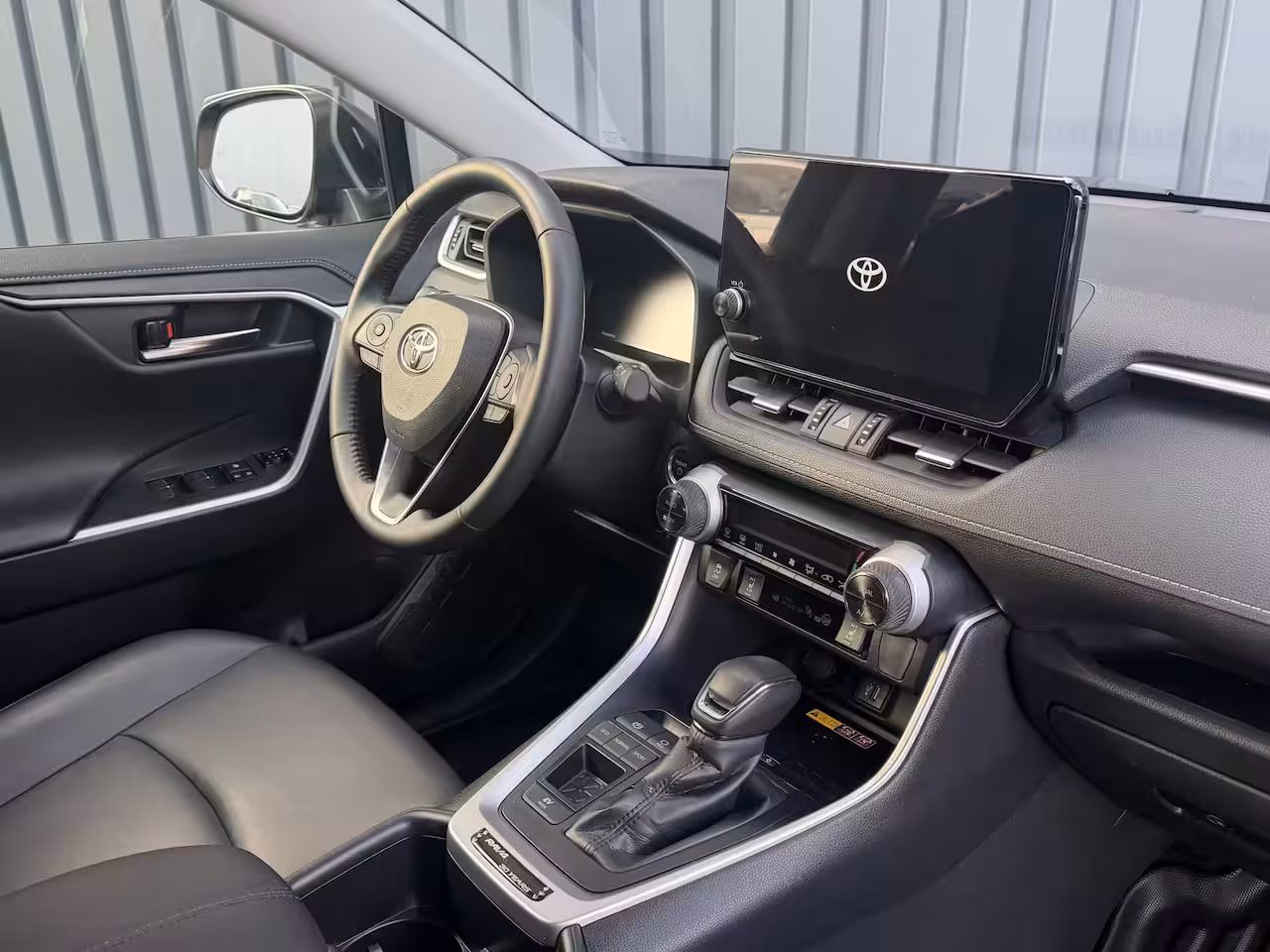 Toyota RAV4 2.5 Hybrid 30 Years Edition | Vol Leer | Afnm. Trekhaak | Allseason banden | BSM | Rijklaa
