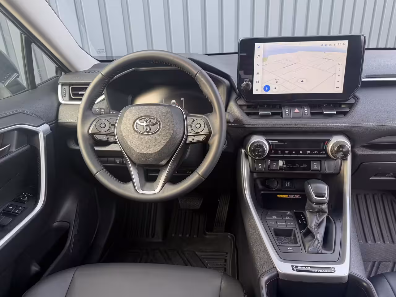 Toyota RAV4 2.5 Hybrid 30 Years Edition | Vol Leer | Afnm. Trekhaak | Allseason banden | BSM | Rijklaa