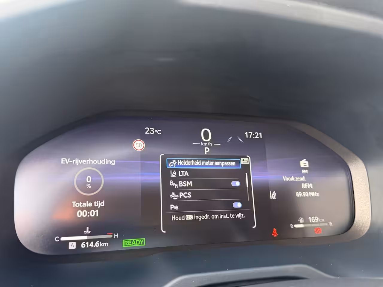 Toyota RAV4 2.5 Hybrid 30 Years Edition | Vol Leer | Afnm. Trekhaak | Allseason banden | BSM | Rijklaa
