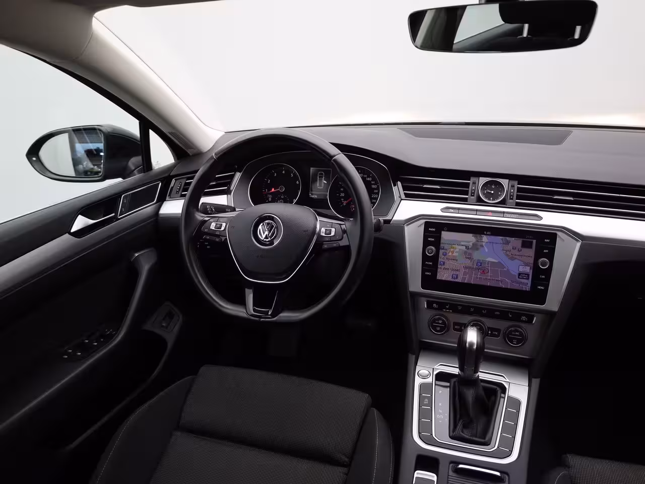 Volkswagen Passat Variant 1.4 TSI ACT 150Pk DSG Highline | Trekhaak wegkl. | Stoelverw. | Prijs Rijklaar