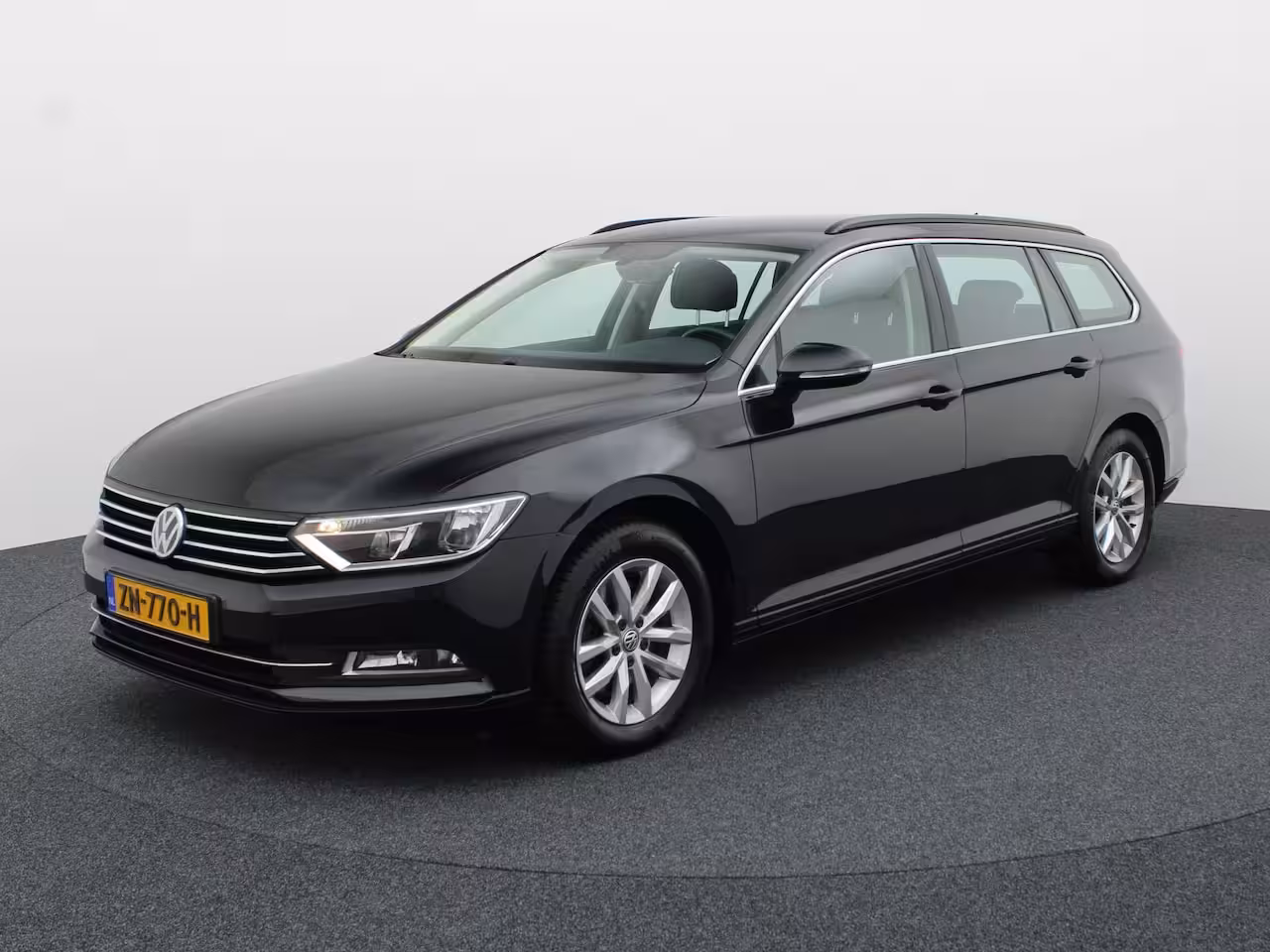 Volkswagen Passat Variant 1.4 TSI ACT 150Pk DSG Highline | Trekhaak wegkl. | Stoelverw. | Prijs Rijklaar