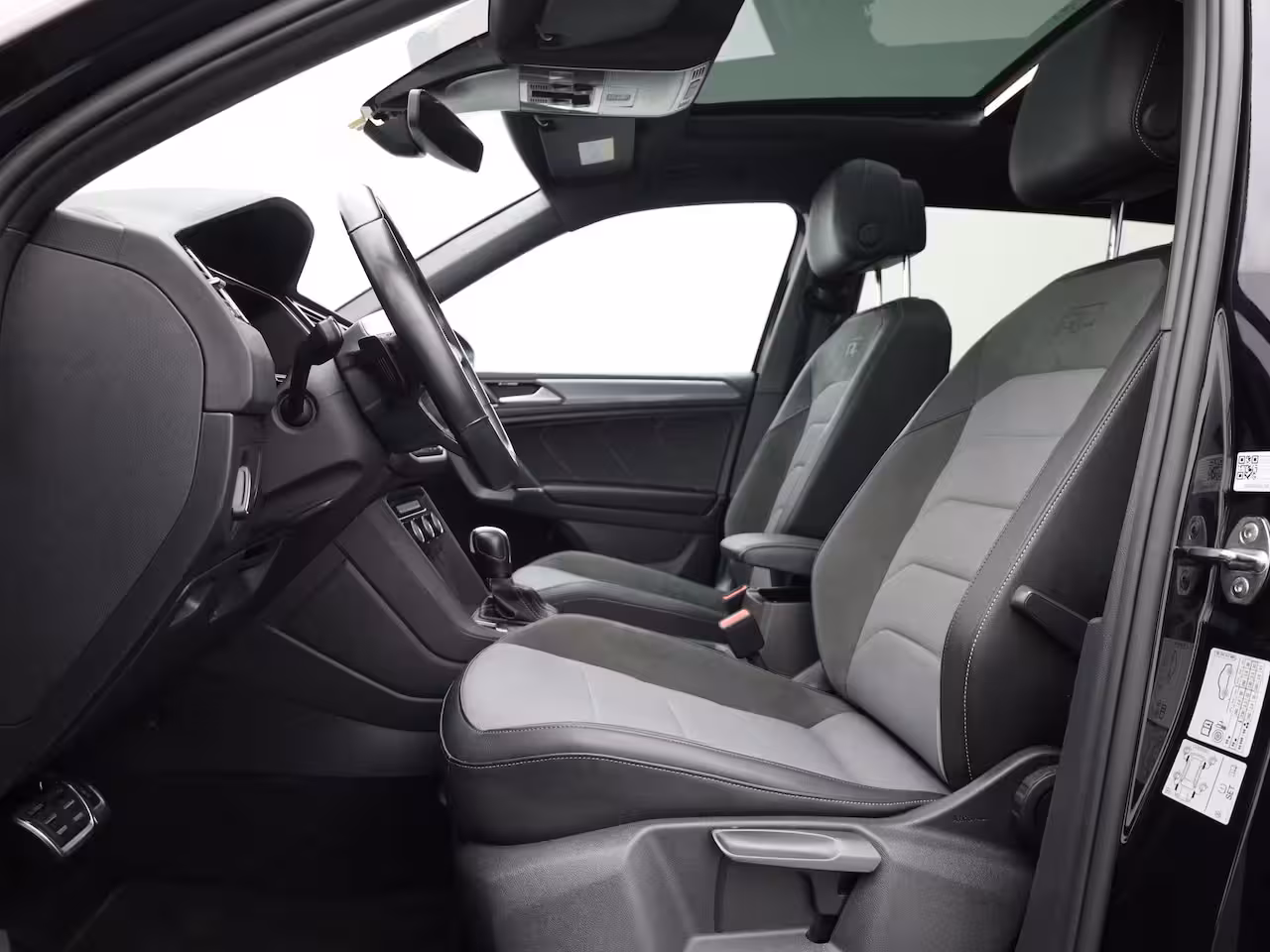 Volkswagen Tiguan Allspace 1.5 TSI Highline Business R 7p. | R-Line | Pano | 360 Camera | Keyless | Dynaudio | Trekha