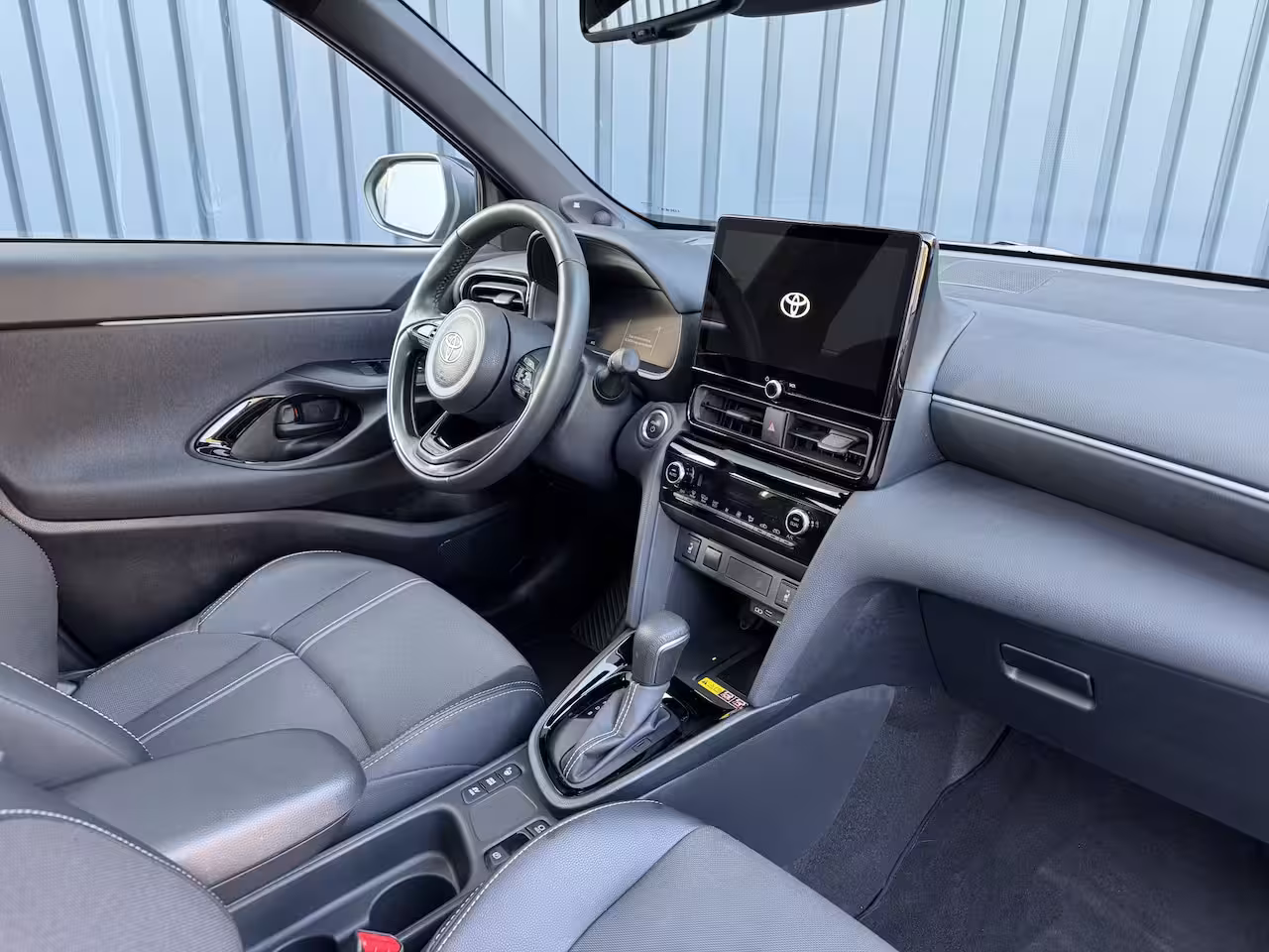 Toyota Yaris Cross 1.5 Hybrid 130 Launch Edition | Pano dak | Innovation Pack | 10 jr Garantie | Rijklaar
