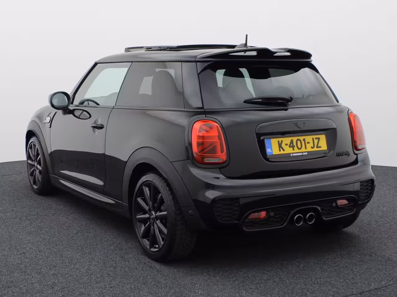 Mini 3-Deurs 2.0 Cooper S Hammersmith | Pano | Keyless | Camera | Harman/Kardon | JCW | Prijs Rijklaar
