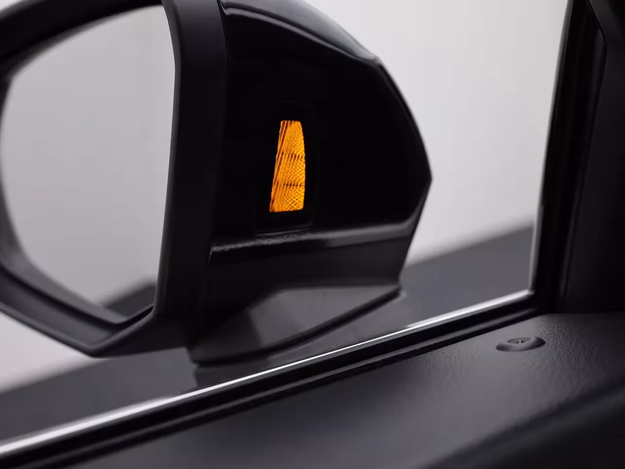 Audi Q3 45 TFSI e S edition | S-line | Trekhaak | Camera | 20'' | Side Assist | Prijs Rijklaar