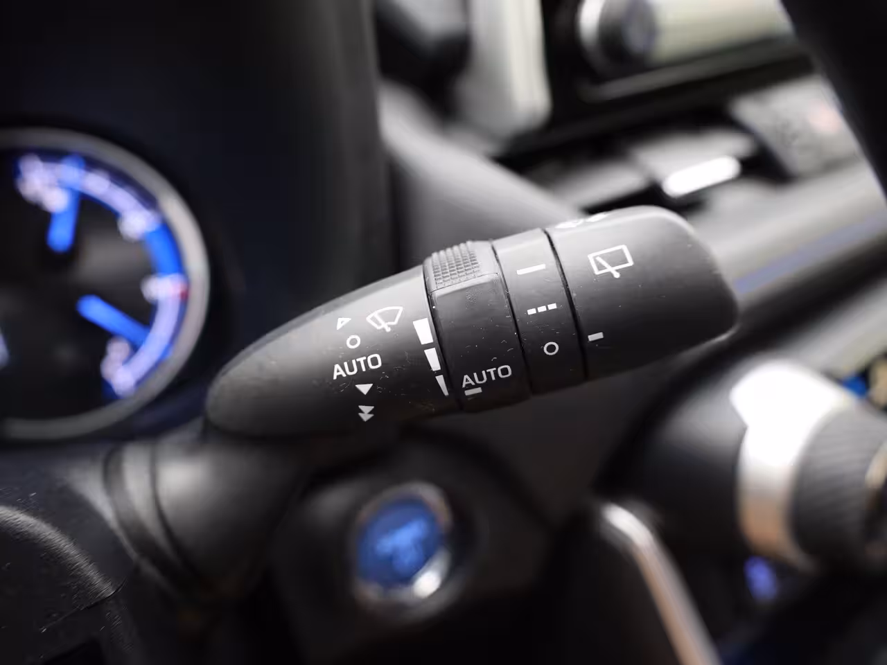 Toyota RAV4 2.5 Hybrid Bi-Tone | NL Auto | Panodak | Elek. Stoelen | 360 Camera | Apple Carplay/ Andro