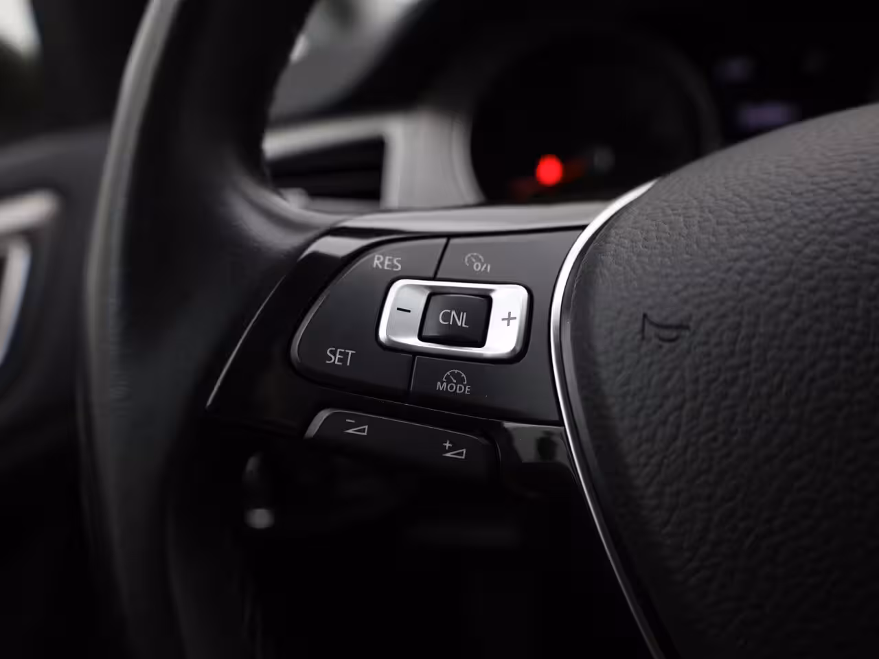 Volkswagen Golf Sportsvan 1.2 TSI Comfortline | PDC | Trekhaak | LMV | Stoelverwarming | Prijs Rijklaar